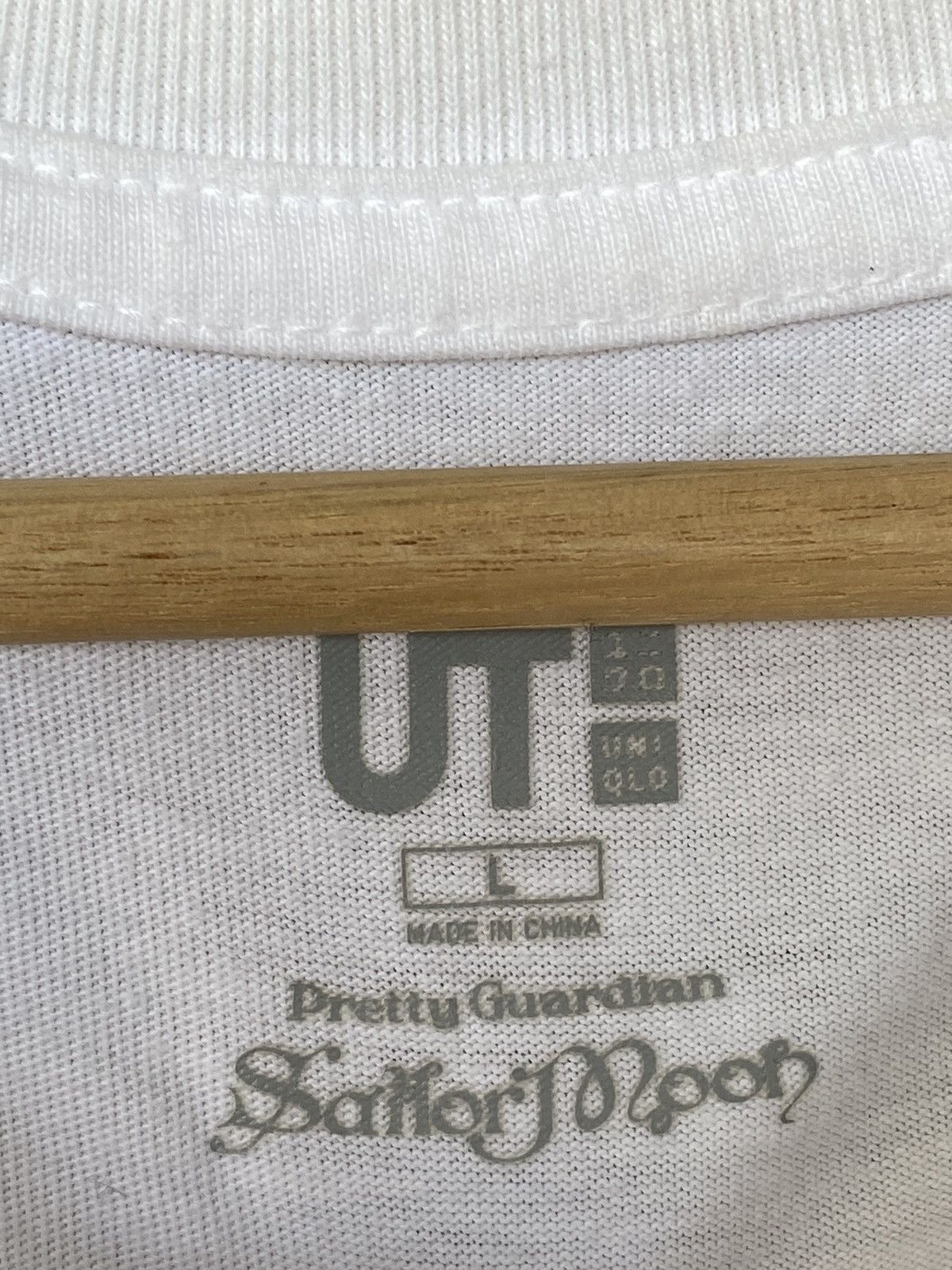Anime Uniqlo Pretty Guardian Sailormoon Anime Tees Size US L / EU 52-54 / 3 - 7 Thumbnail