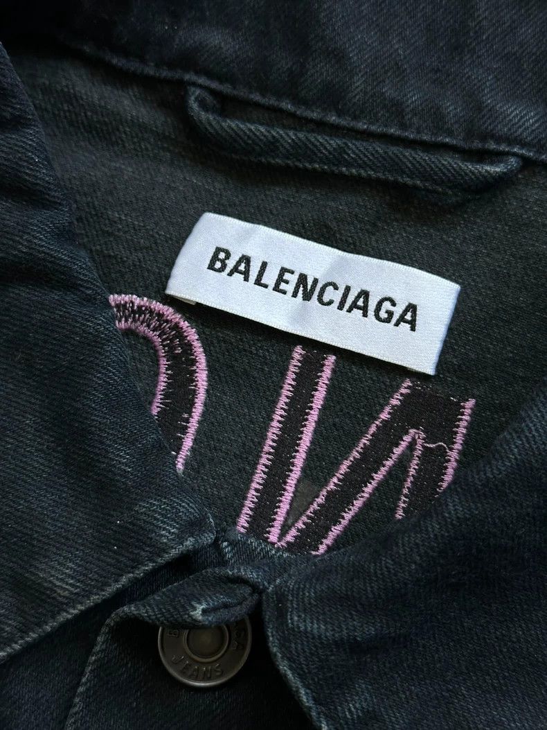 Balenciaga Balenciaga size 38 Embroidered pink letters on the back, w Size US M / EU 48-50 / 2 - 4 Thumbnail
