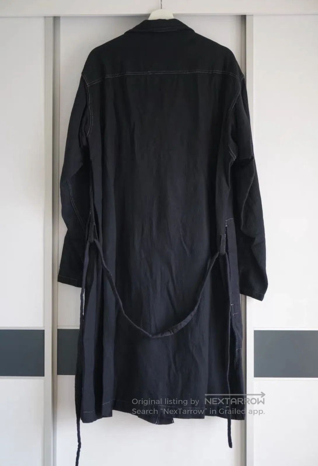Yohji Yamamoto Black Long Button. Size US XL / EU 56 / 4 - 3 Thumbnail