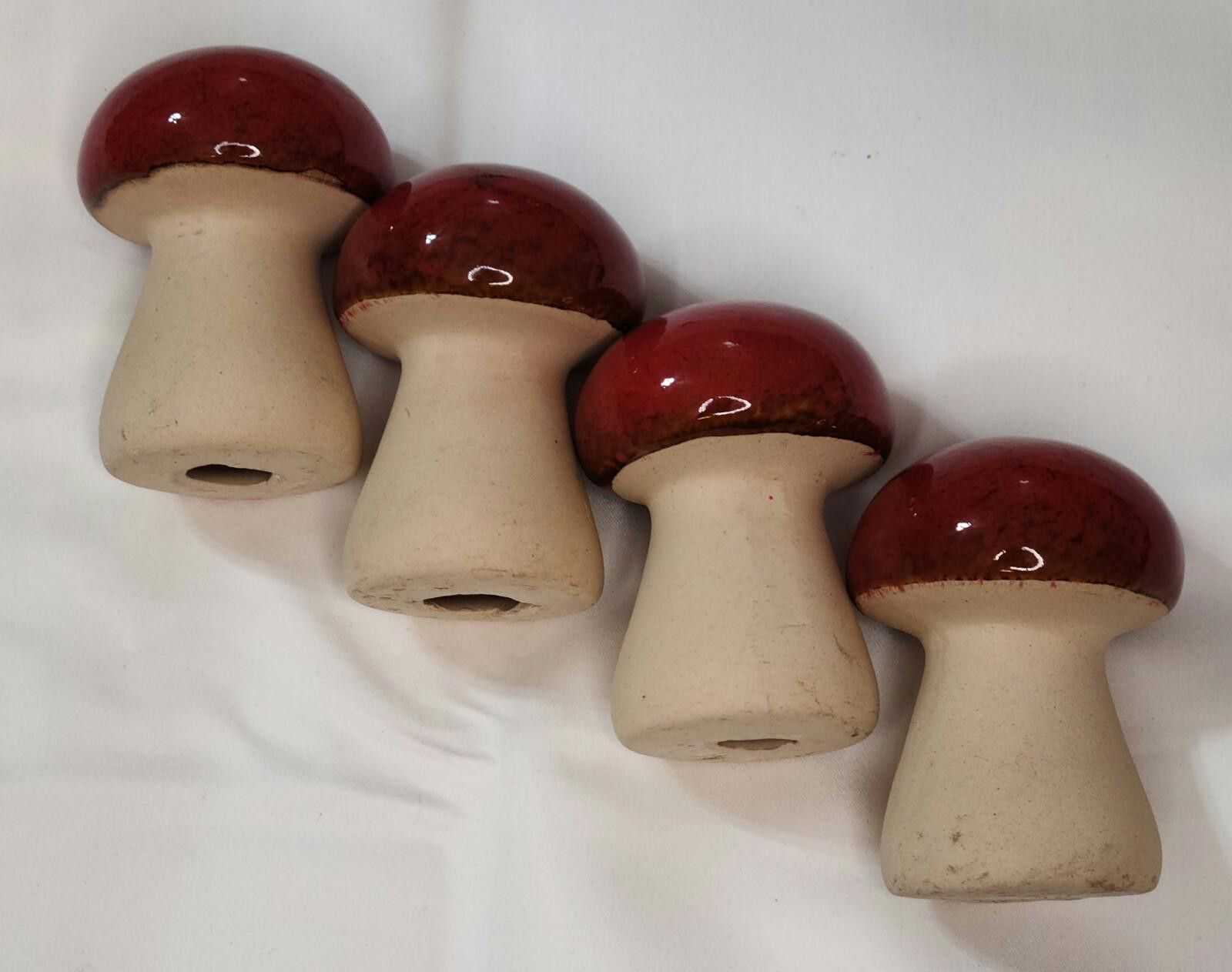 Topman Small Red Ceramic Mushrooms Garden Statue Toadstool Set of 4 Size ONE SIZE - 1 Thumbnail