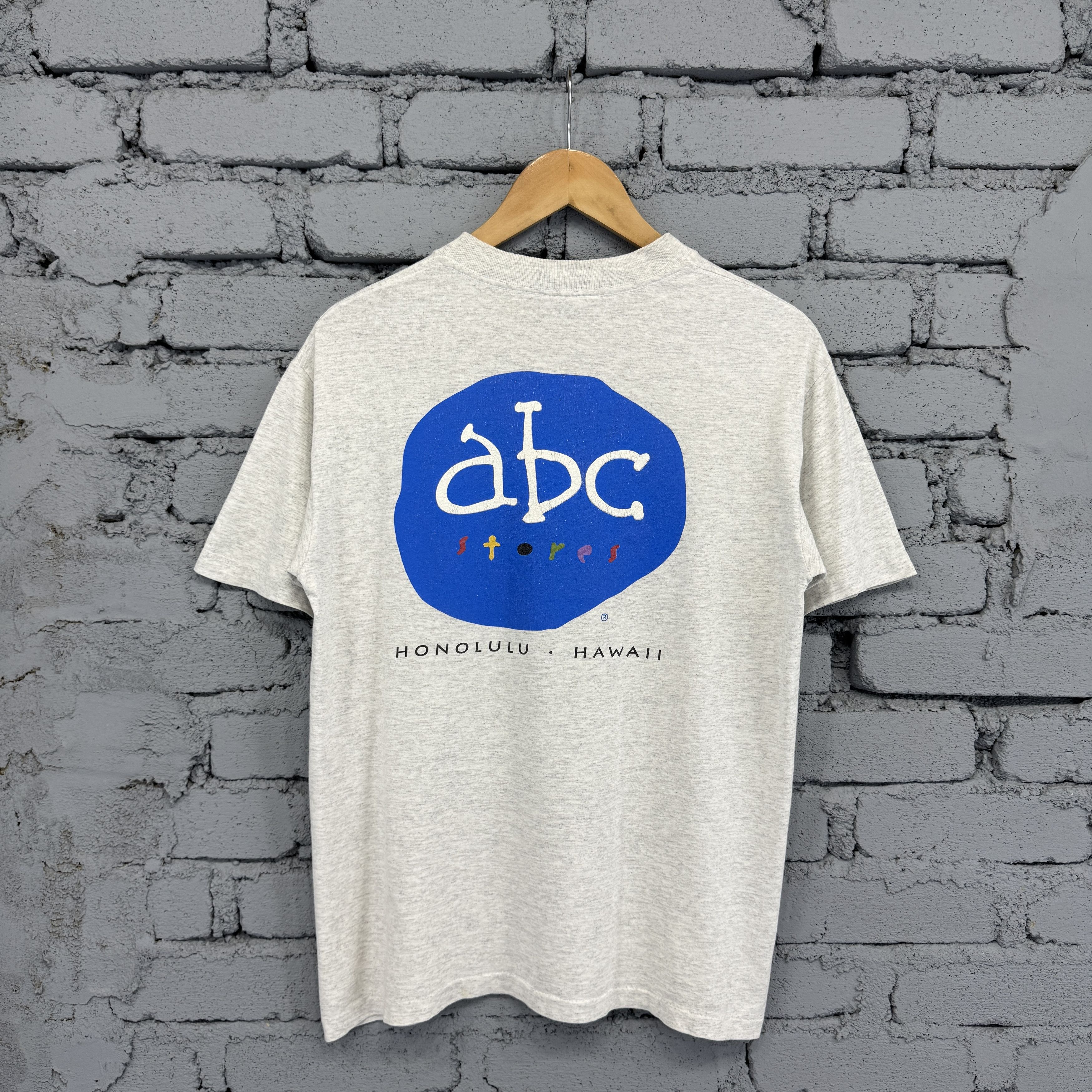 Vintage Vintage ABC Stores Honolulu Hawaii Tshirt Size US M / EU 48-50 / 2 - 1 Thumbnail