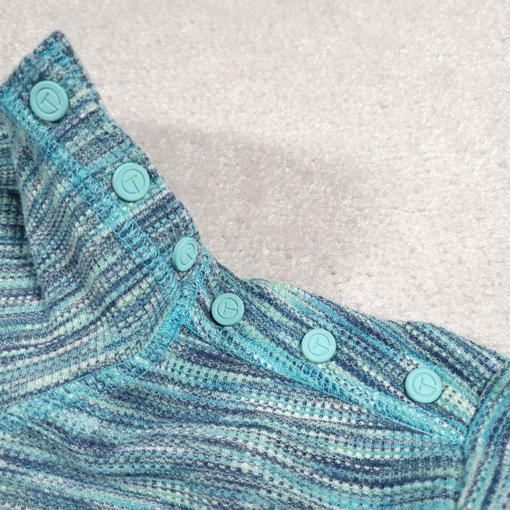 Talbots Talbots T Shirt Women's Large Blue Thermal Waffle Knit Snap Mock Neck Size L / US 10 / IT 46 - 5 Thumbnail