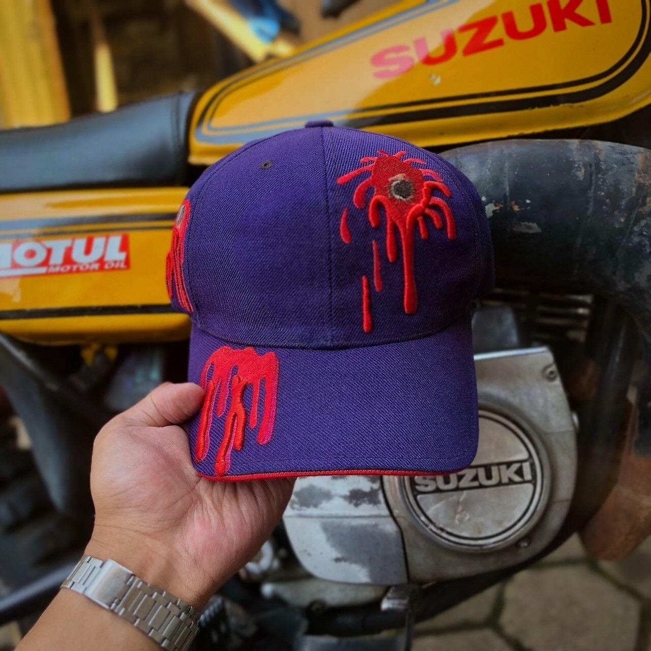 Vintage 🩸Vintage Shot Bloody Bullets Embroidery Hat Size ONE SIZE - 1 Thumbnail