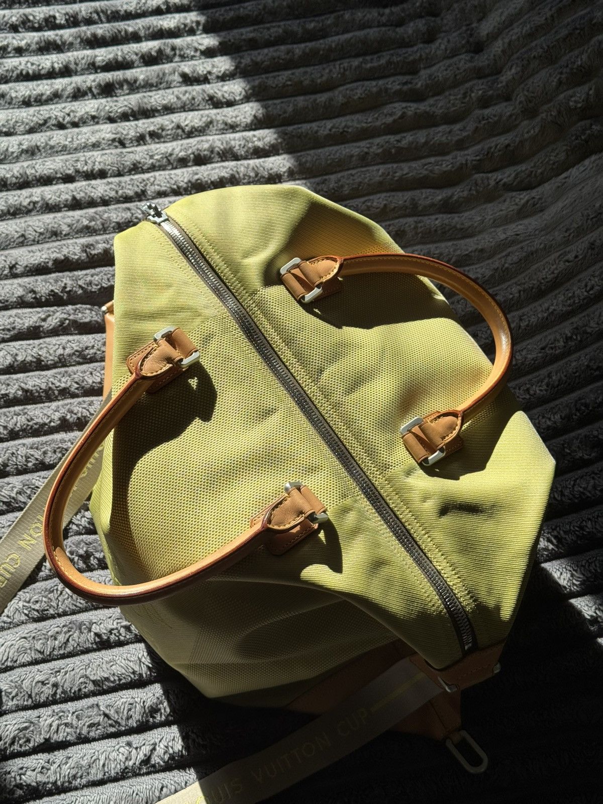 Louis Vuitton Louis Vuitton Limited Edition LV Cup America Cube Bag Size ONE SIZE - 5 Thumbnail