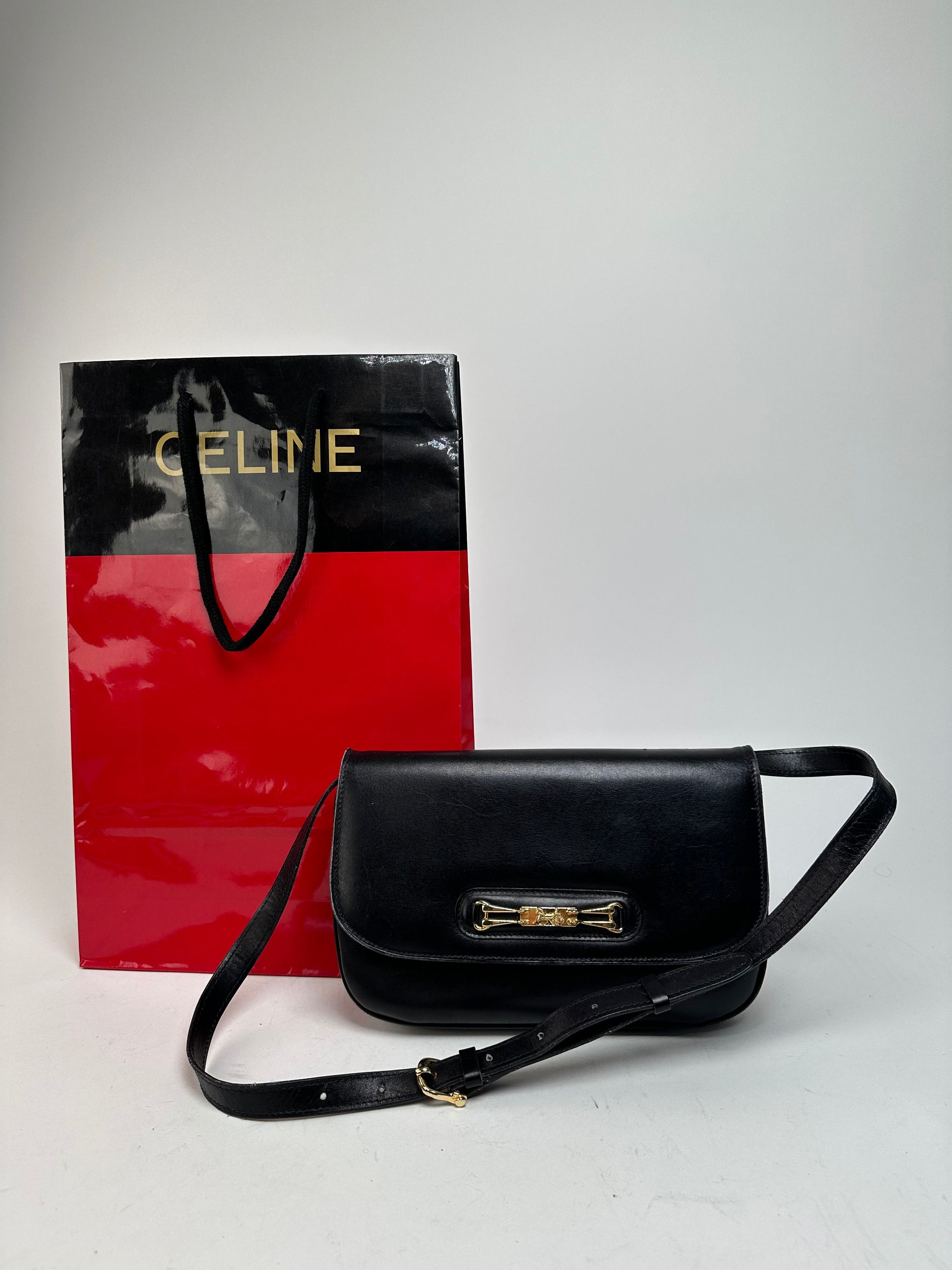 Celine Vintage Leather Shoulder Bag Black Size ONE SIZE - 1 Thumbnail