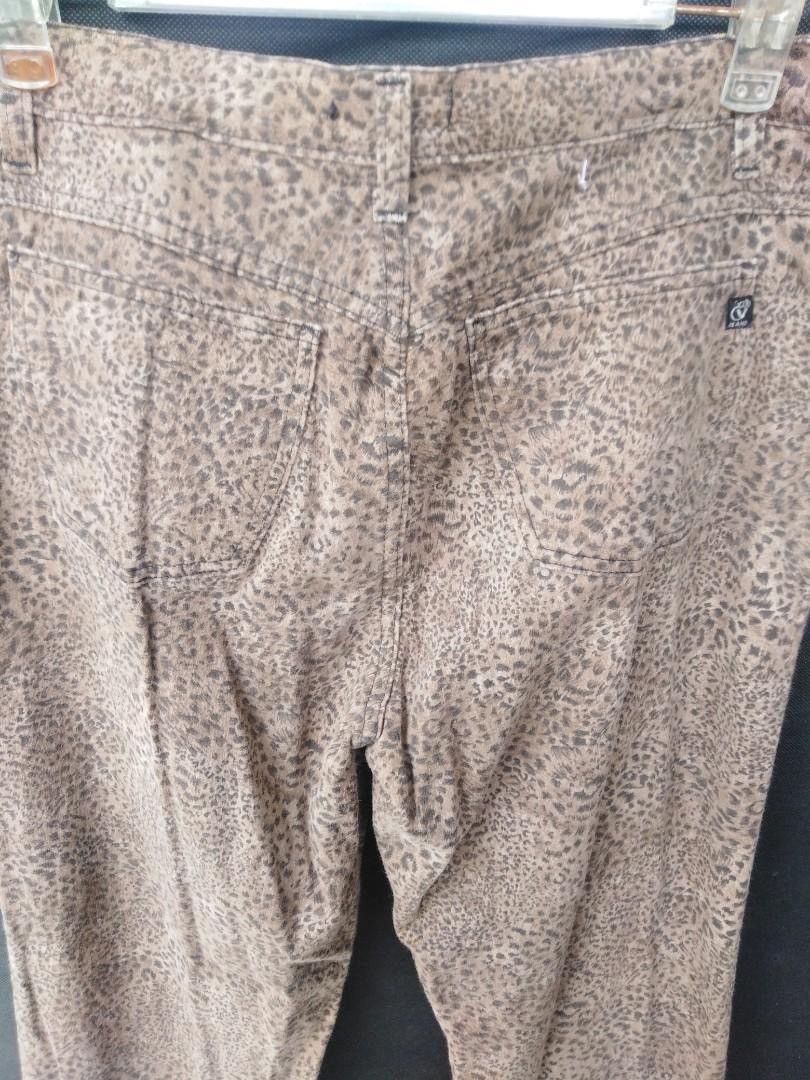 Designer Vitamina Italy Leopard Print Jeans Size US 32 / EU 48 - 8 Thumbnail