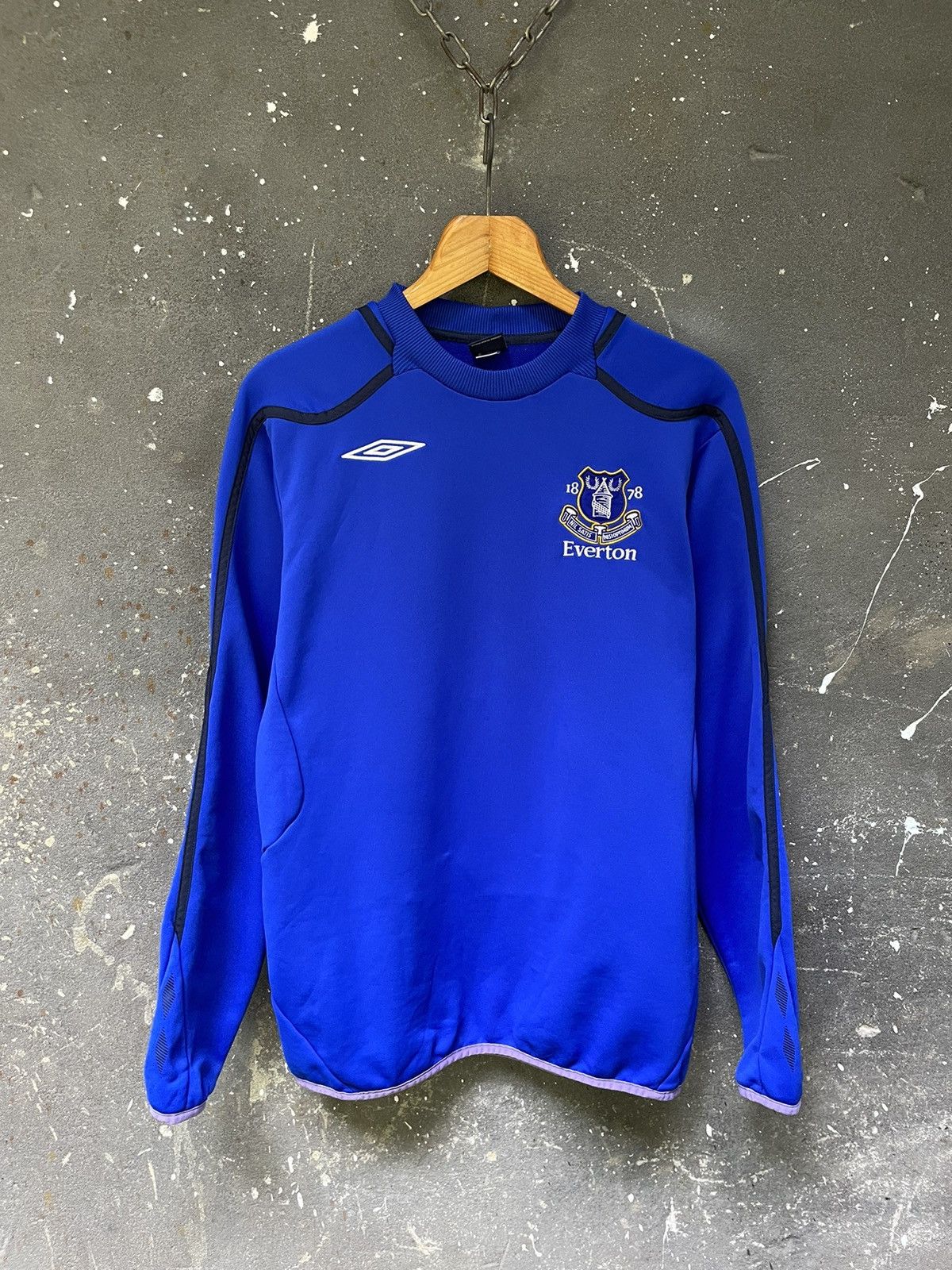 Umbro Vintage Umbro Everton 00’s Sweatshirt Jersey Football RARE Size US L / EU 52-54 / 3 - 1 Thumbnail