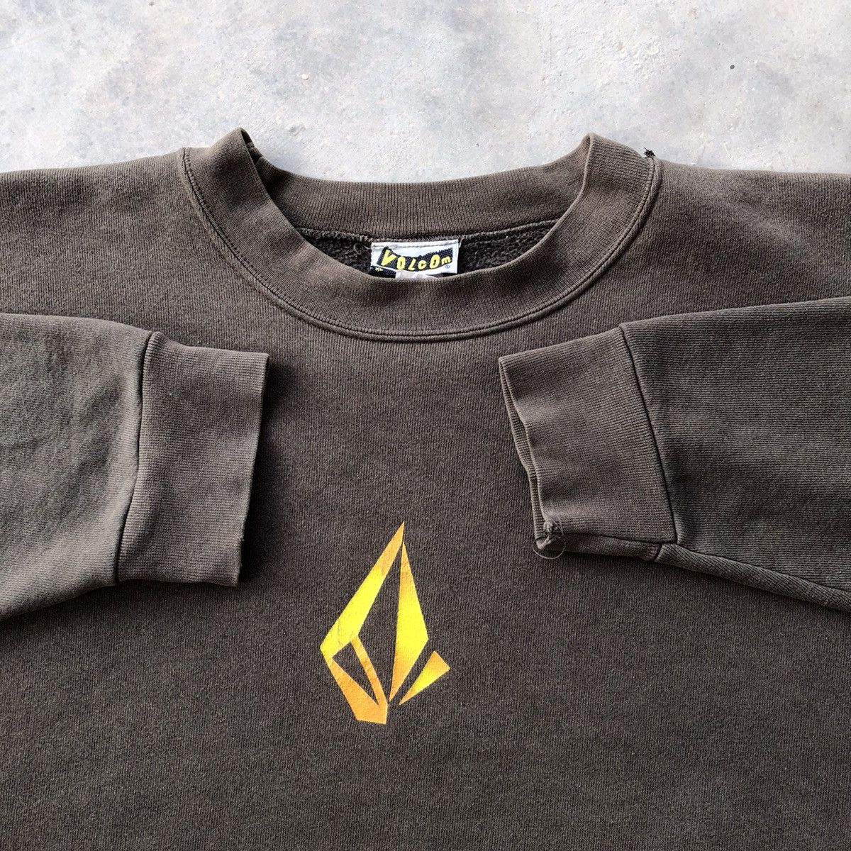 Vintage × Volcom VOLCOM Nice Logo Sweatshirt Size US XL / EU 56 / 4 - 4 Thumbnail