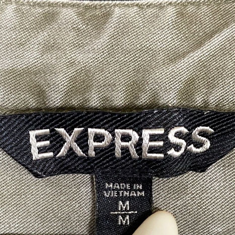 Express Express Blouse Green V-Neck Shoelace Front Roll Tab Sleeve Medium Womens Size M / US 6-8 / IT 42-44 - 6 Thumbnail