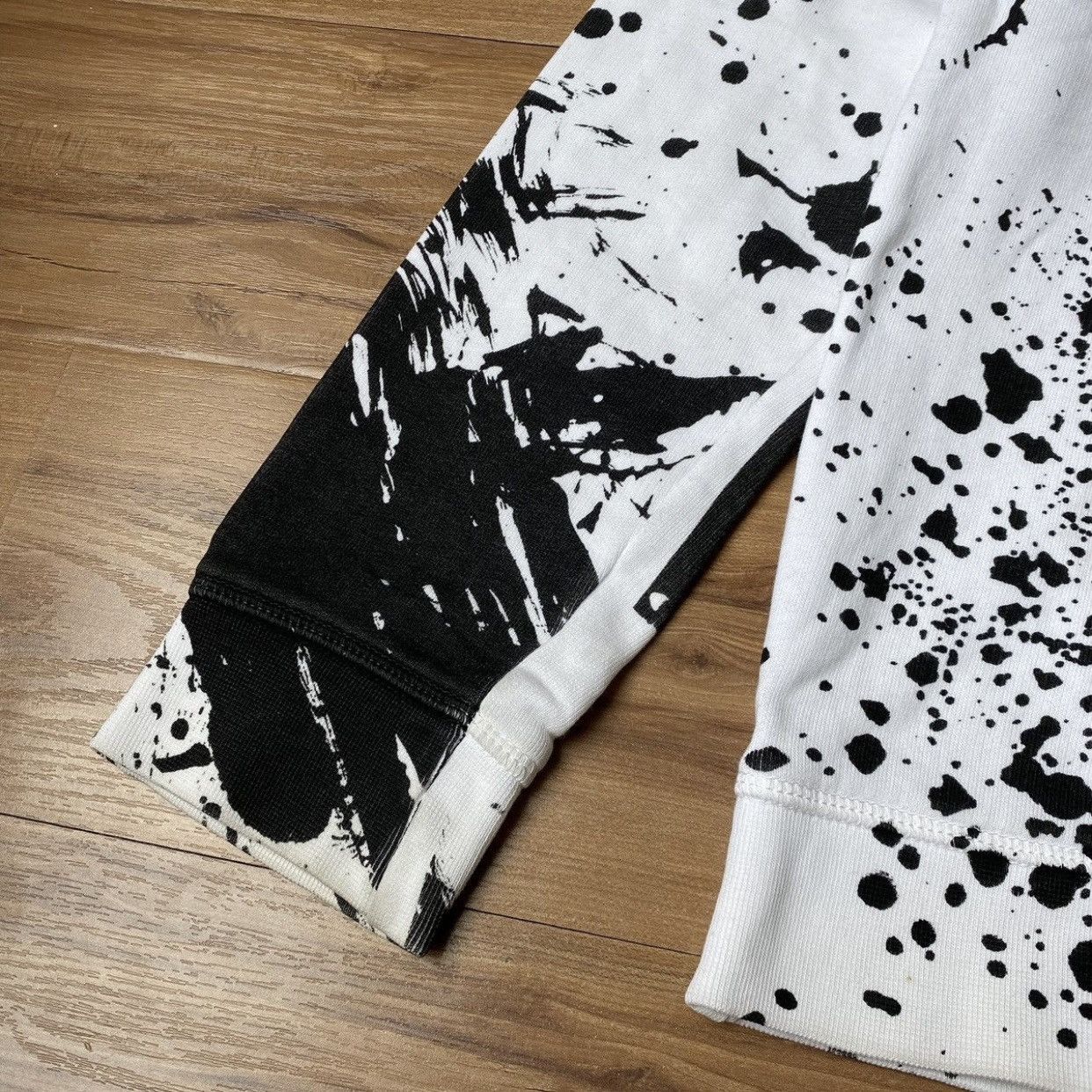 Dsquared2 Dsquared2 graffiti sweatshirt. Size US L / EU 52-54 / 3 - 5 Thumbnail