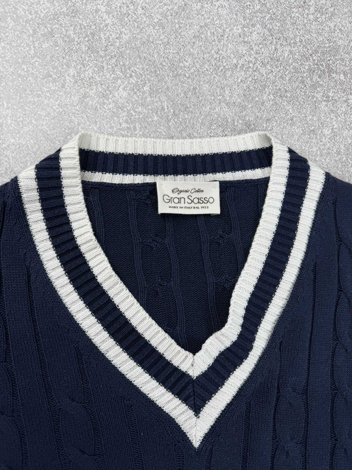 Gran Sasso Gran Sasso Oraganic Cotton V-Neck Knit Sweater Size 50 Size US M / EU 48-50 / 2 - 7 Thumbnail