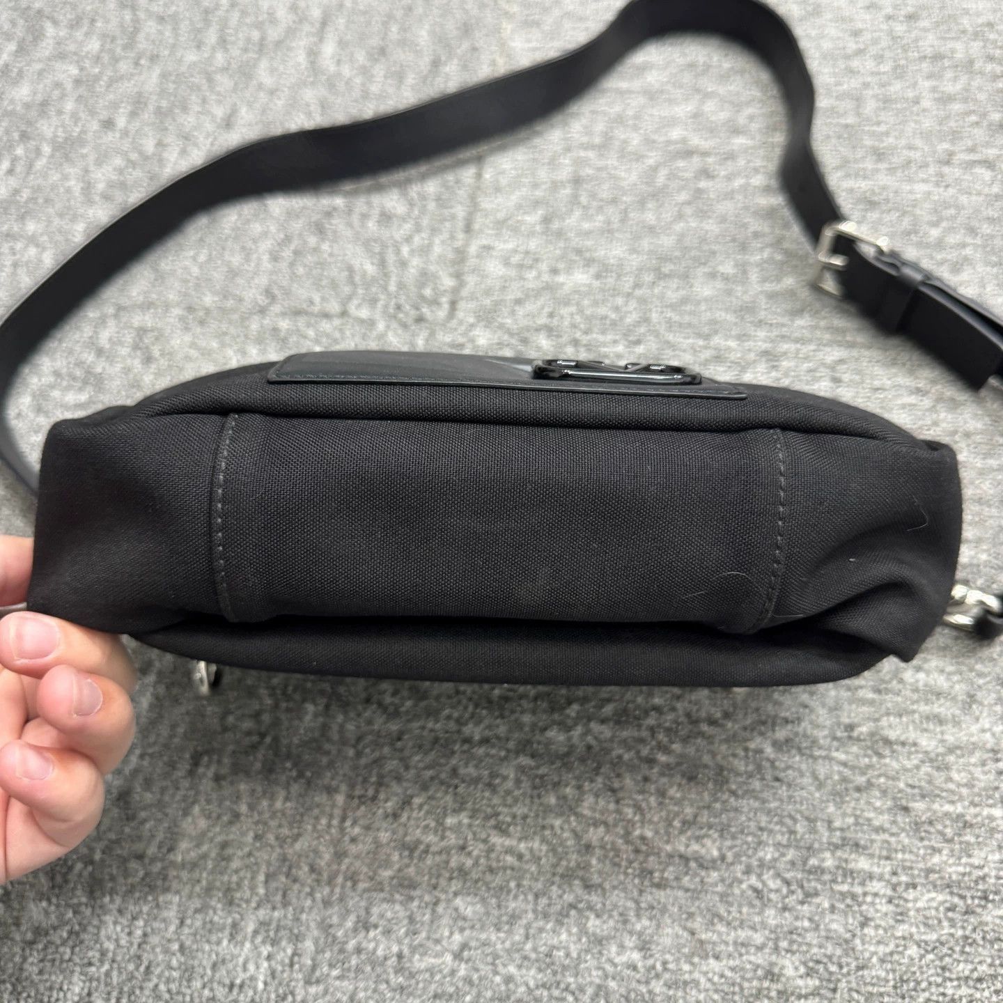 Valentino Black Crossbody Bag with Portrait Print Size ONE SIZE - 4 Thumbnail