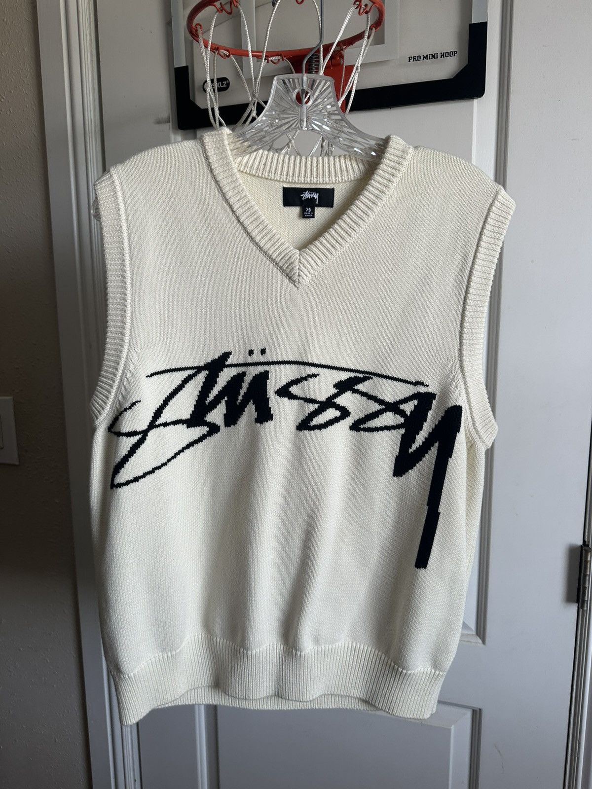 【美品】STUSSY STACKED SWEATER VEST 23AW最安値 2025年最新】stussy sweater vestの人気アイテム - メルカリ