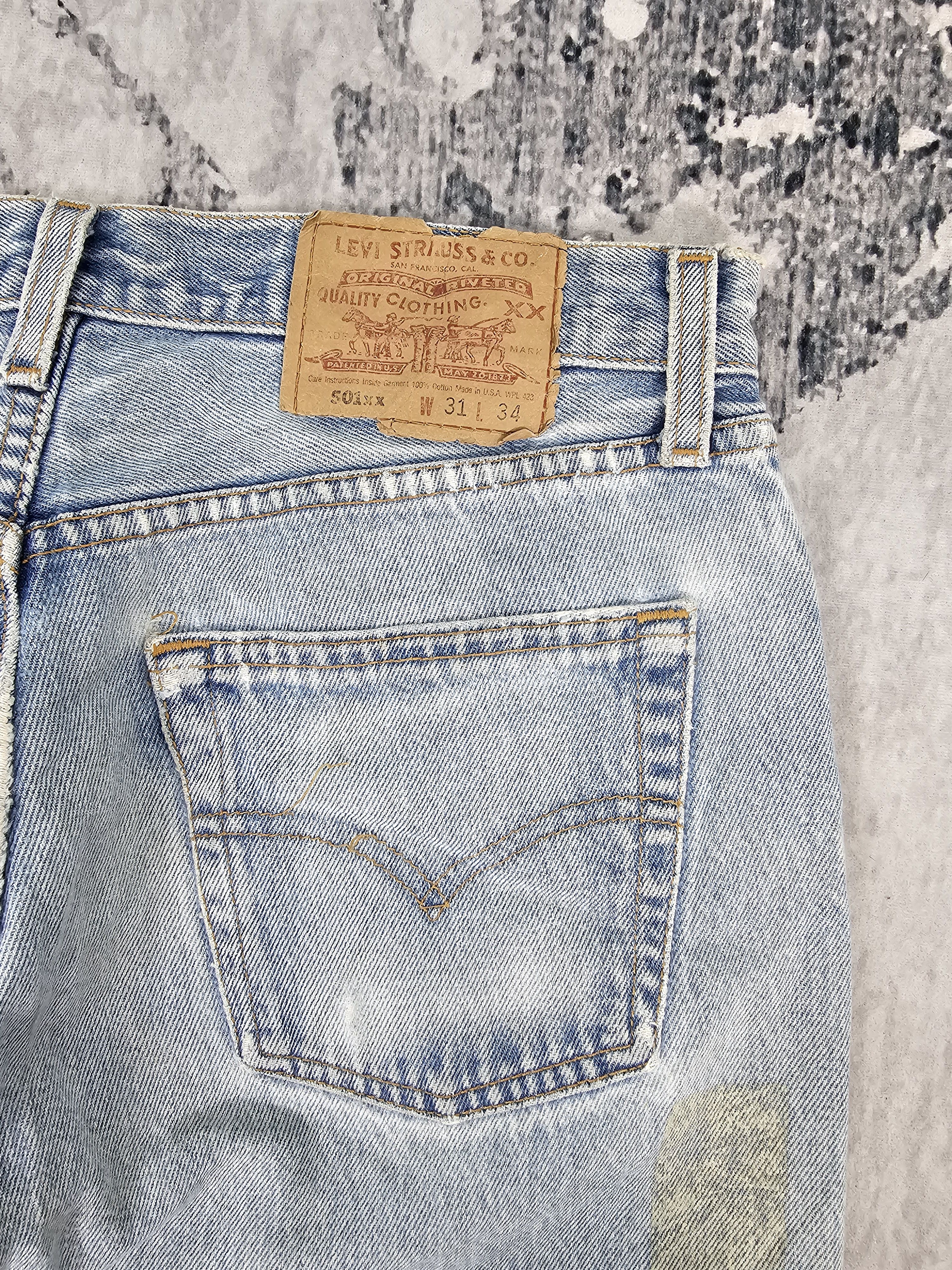 Levi's Vtg 90's LEVIS 501 XX Sun Faded Distressed Jeans L0438 Size US 31 - 11 Thumbnail