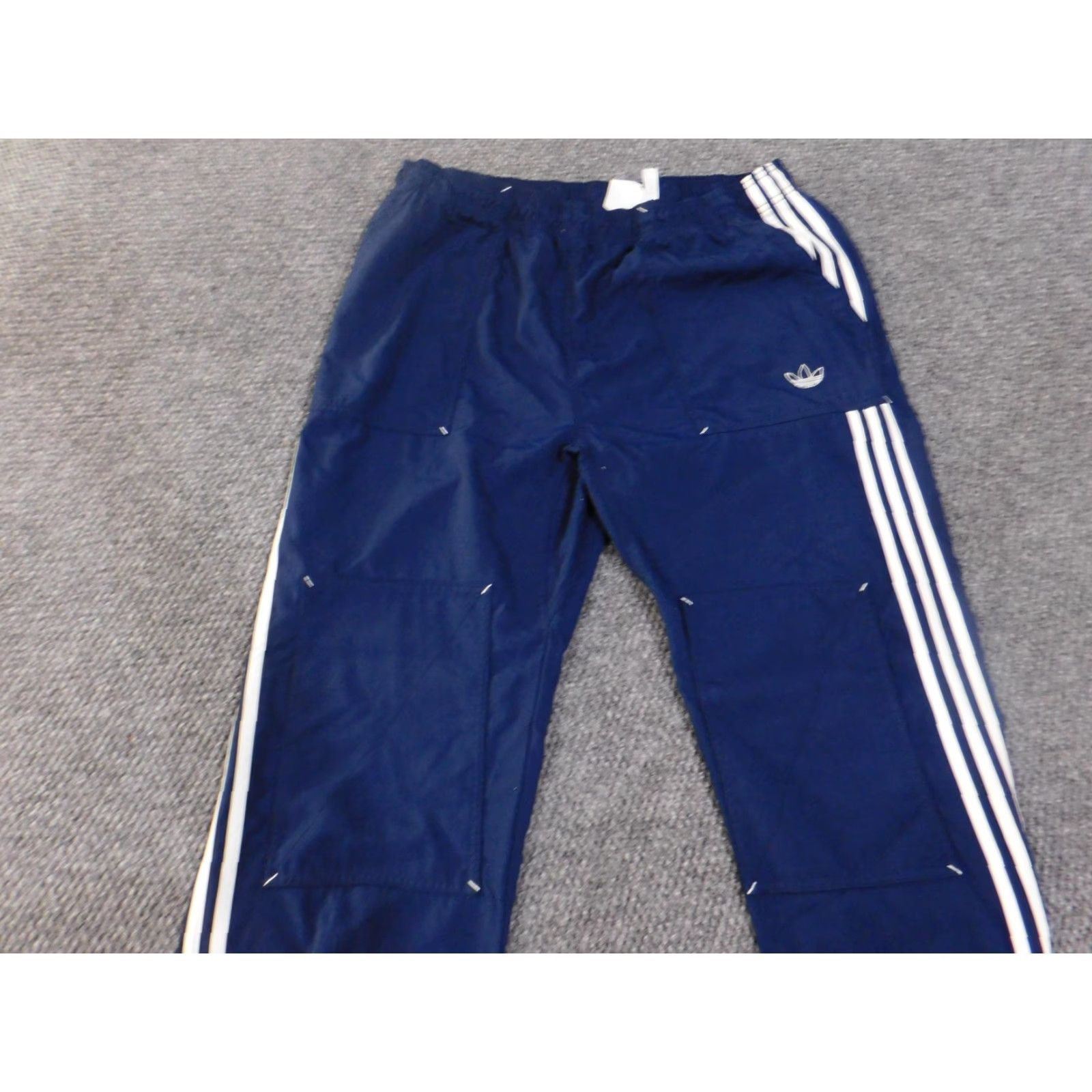 Adidas Adidas Pants Mens XL Trefoil Three Stripes Nylon Track Athletic Windbreaker Size US 36 / EU 52 - 4 Thumbnail