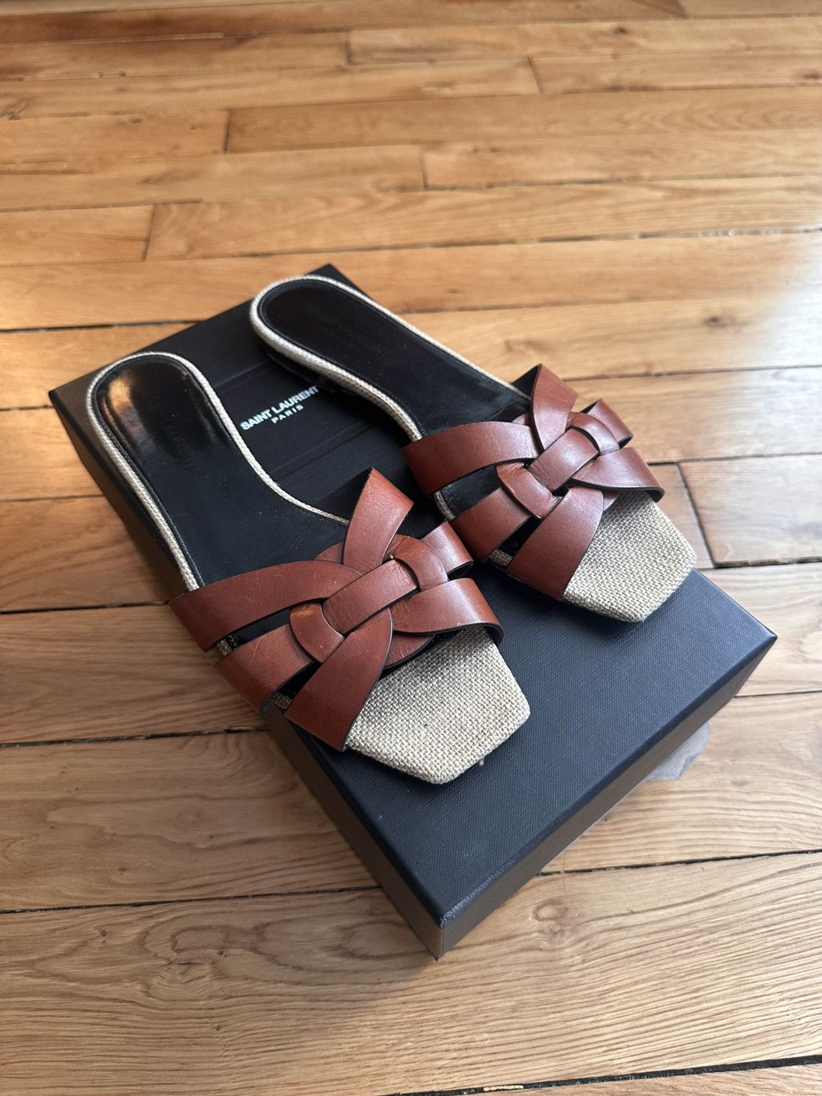 Saint Laurent Paris Saint Laurent Tribute Sandales Plates Leather Cognac Size US 8 / IT 38 - 1 Thumbnail