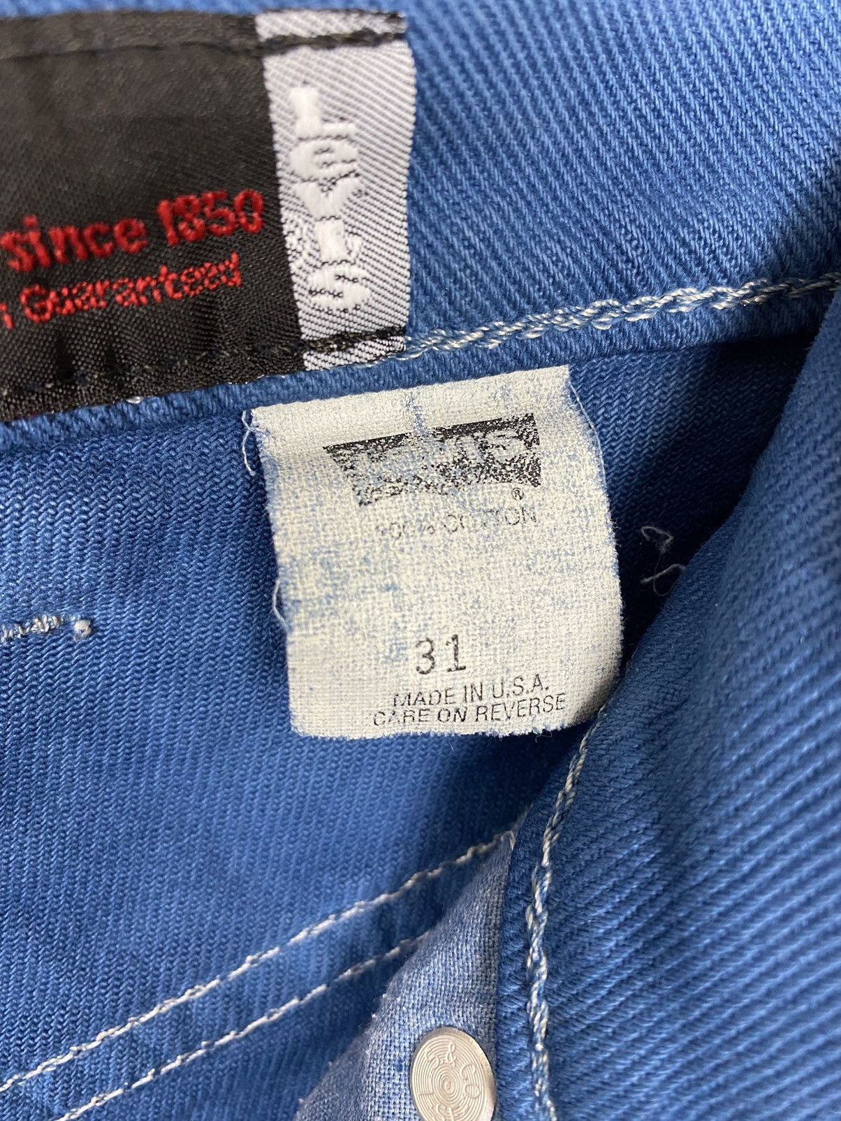1990’s Vintage Levi’s Silver Tab Bleached Denim Shorts W31