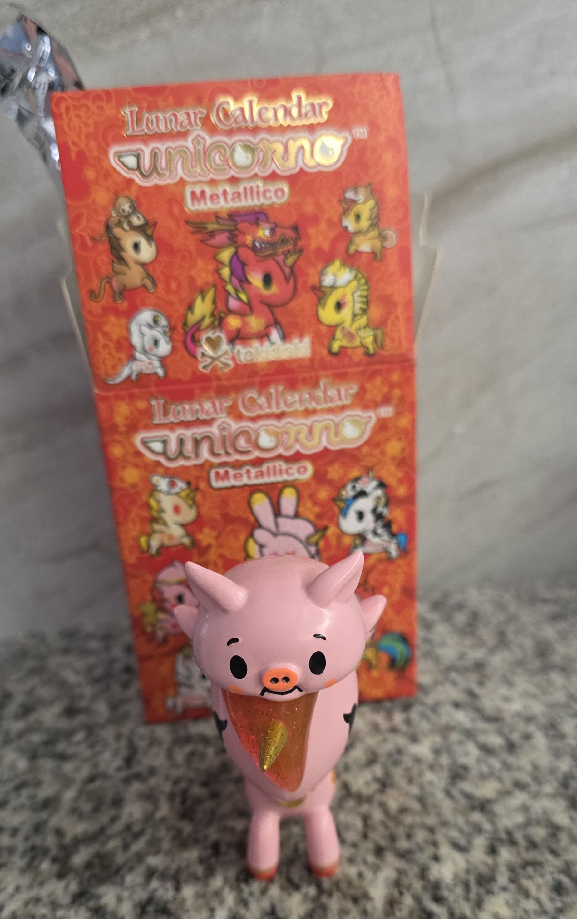tokidoki Open Box Lunar Unicorno Metallico Box Year of the Pig 🐖 Size ONE SIZE - 2 Thumbnail
