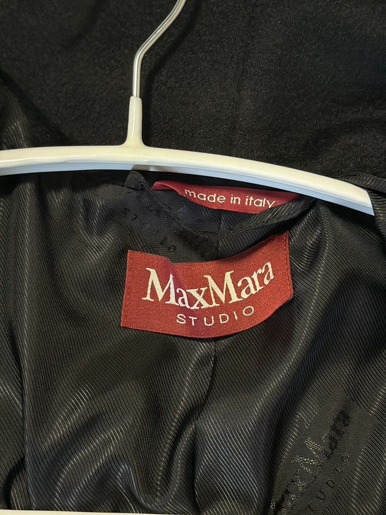 Max Mara Max Mara Studio coat with fur collar Size L / US 10 / IT 46 - 3 Thumbnail