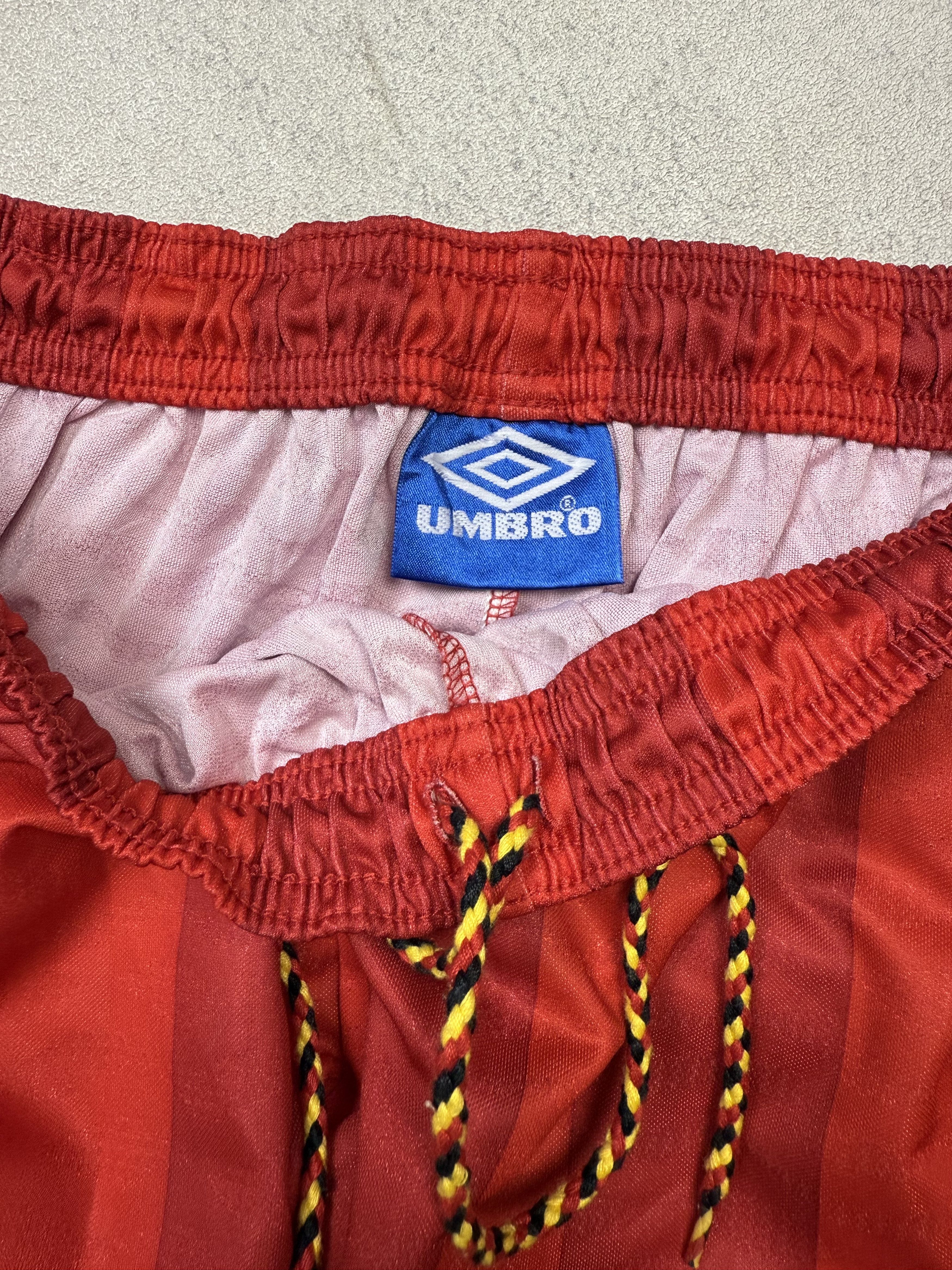 Vintage 1997 Nagoya Grampus Eight Home Shorts Jersey Size US 32 / EU 48 - 5 Thumbnail