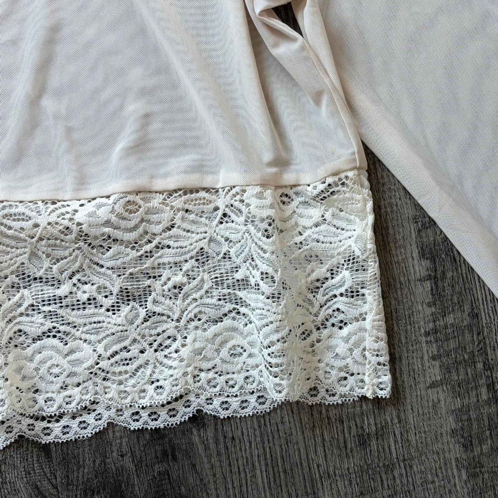 Other NWT a'reve Mesh & Lace Cropped Long Sleeve - Size: L Size L / US 10 / IT 46 - 3 Thumbnail