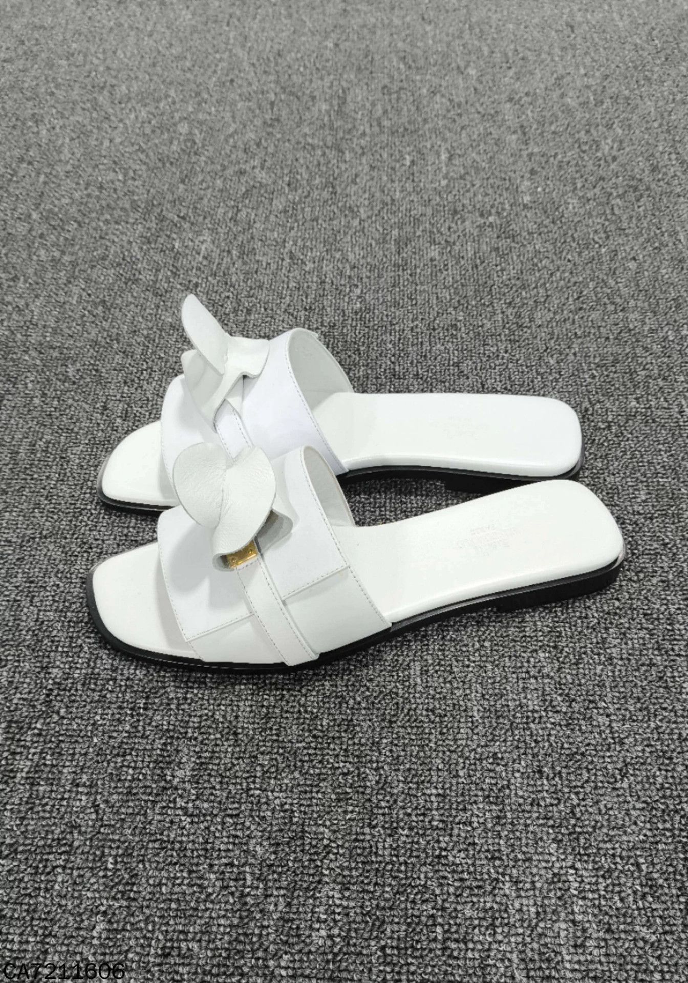 Hermes HERMES white kelly silver buckle slide sandals 37 Size US 6 / IT 36 - 1 Thumbnail