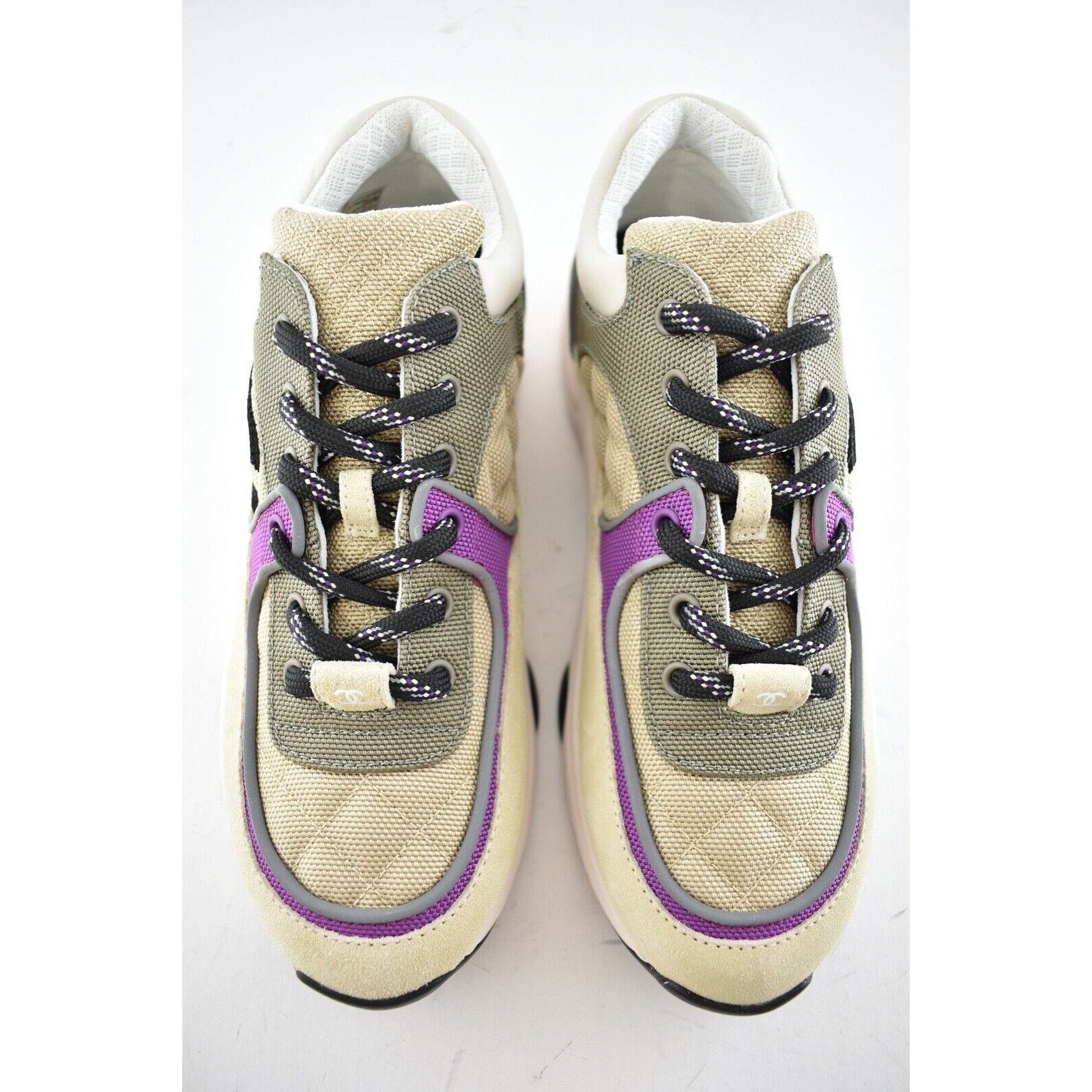Chanel 21B White CC Logo Tie Flat Runner Trainer Sneaker 40 Size US 10 / IT 40 - 7 Thumbnail