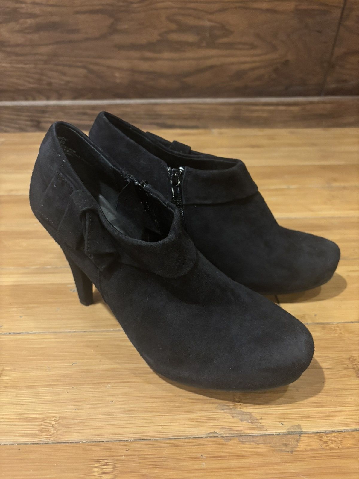 Other Black suede heels.wf-277 Size US 7 / IT 37 - 8 Thumbnail