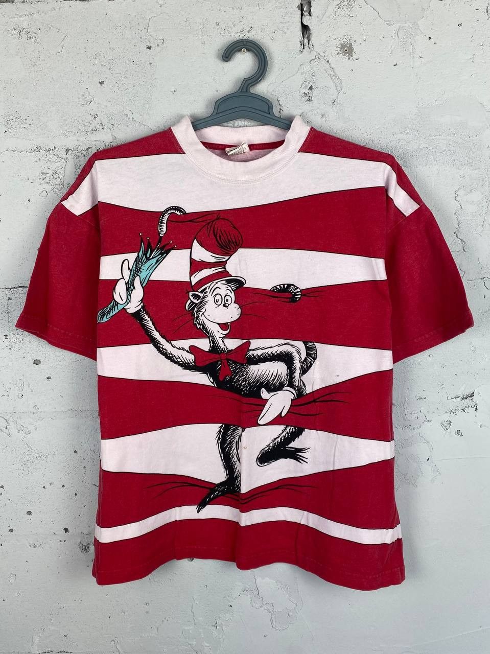 Vintage 90s Seuss Cat In The Hat Cartoon T-Shirt - Main Image