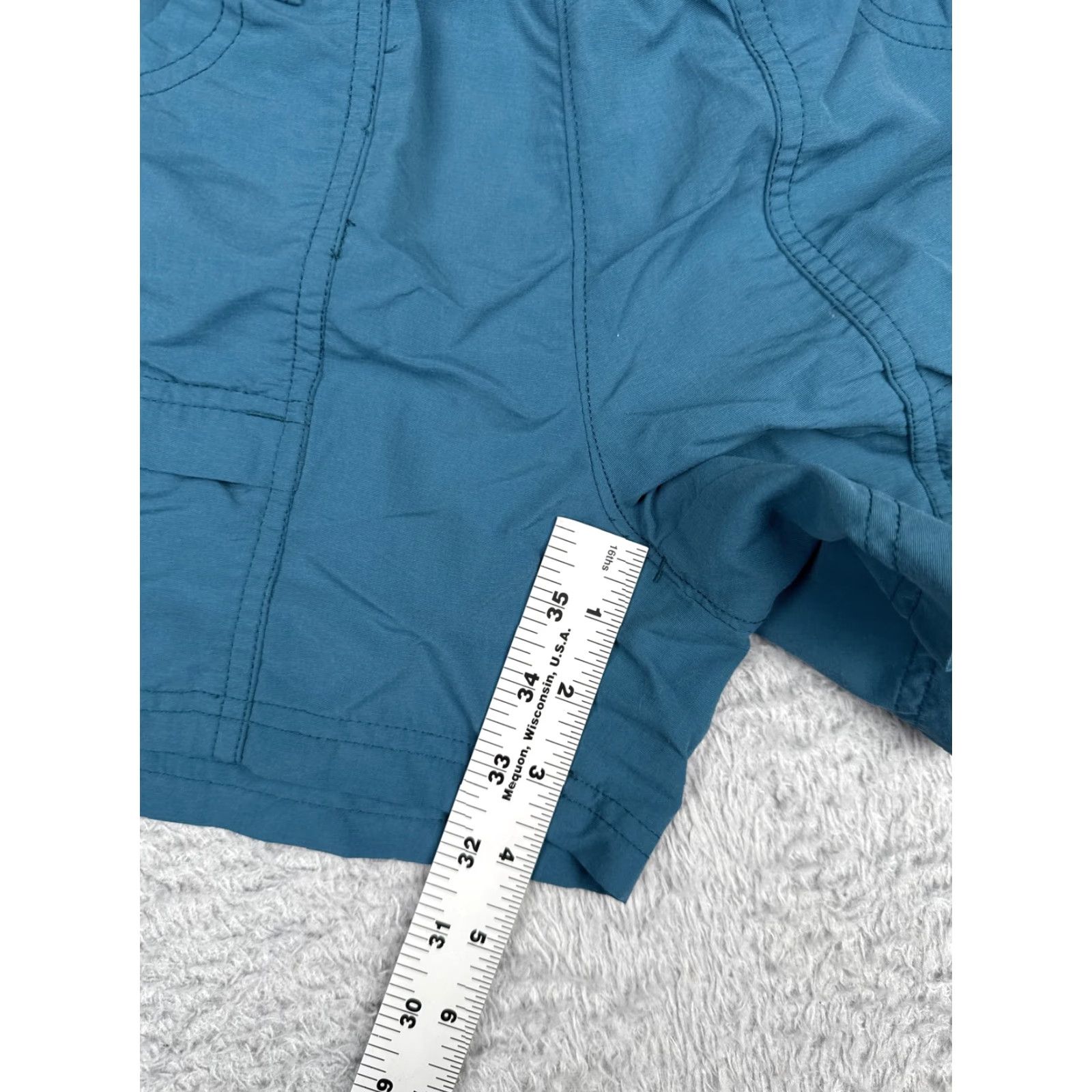 The North Face The North Face Shorts Womens Small Blue Athletic Outdoor Hiking Elastic Waist Pocketed Regular Size 28" / US 6 / IT 42 - 6 Thumbnail