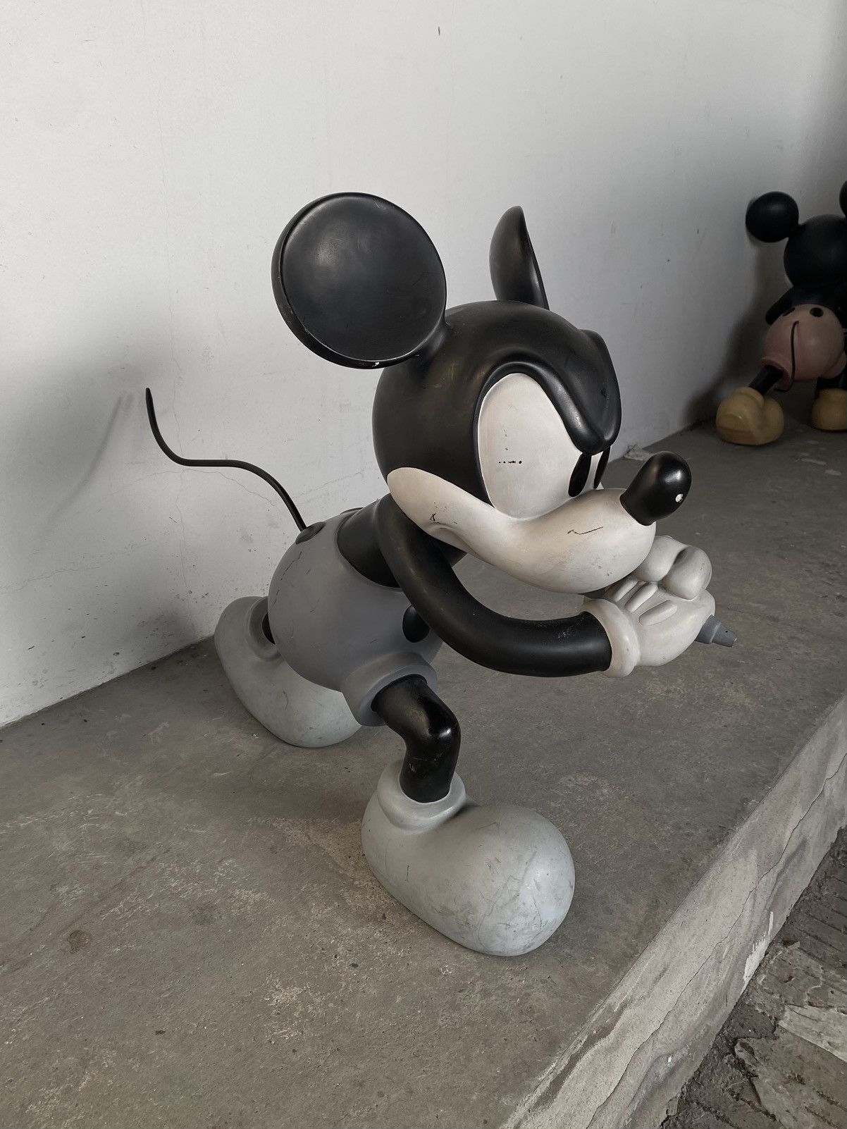 Disney × Number (N)ine Number (N)ine x Mickey Mouse 9th Anniversary Vinyl Figure Size ONE SIZE - 3 Thumbnail