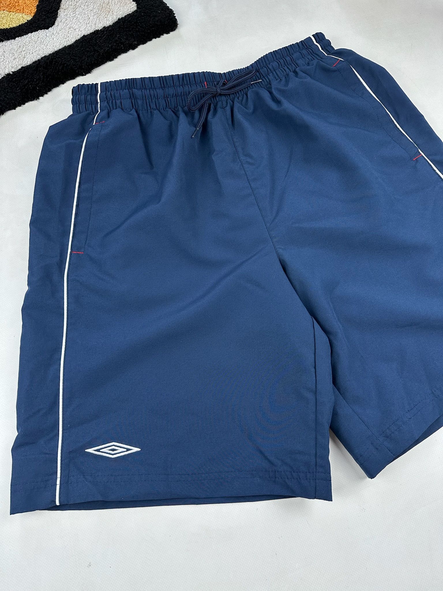 Umbro × Vintage 2000s Umbro Shorts Nylon Vintage Size US 34 / EU 50 - 2 Thumbnail