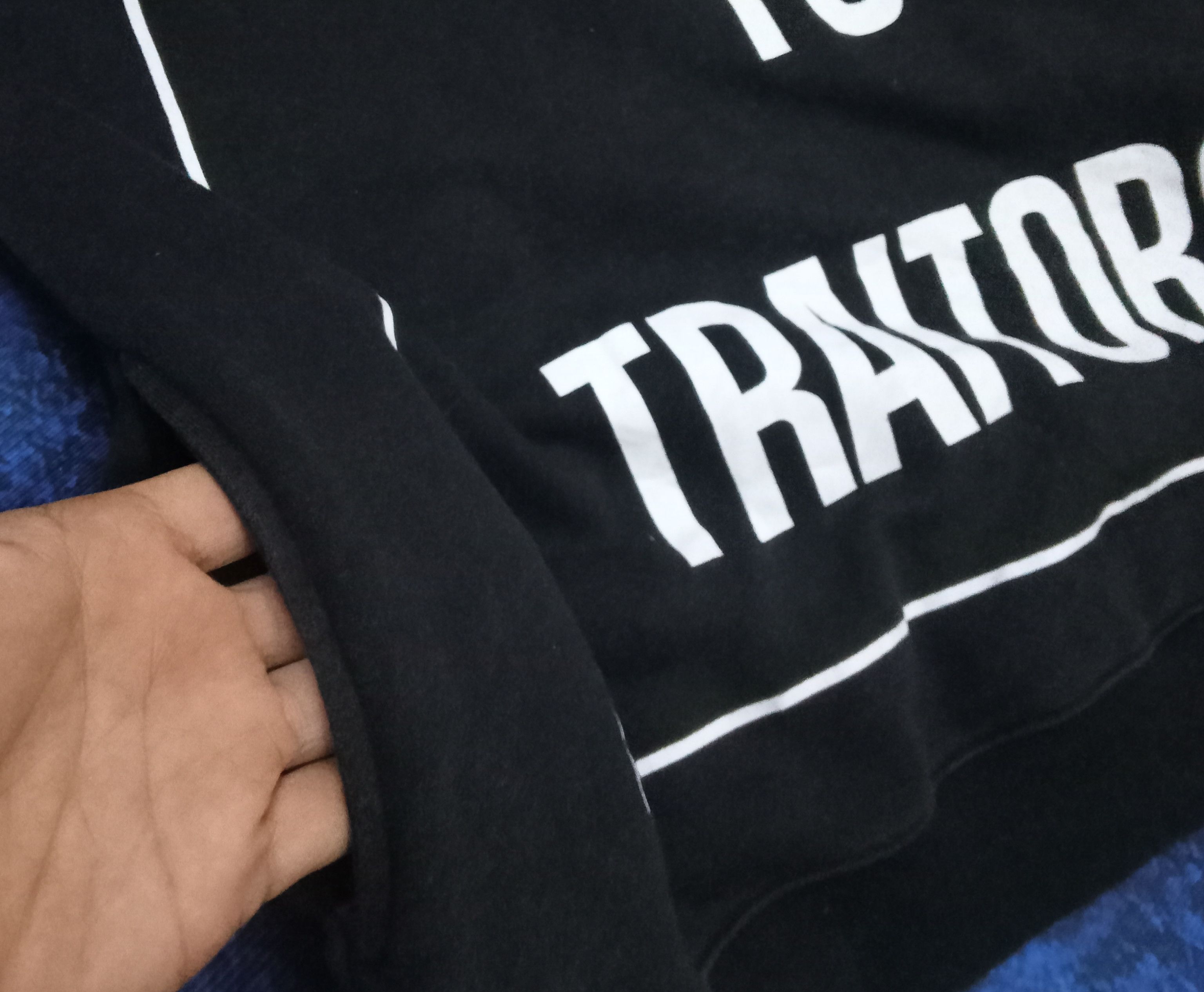 Japanese Brand The GazettE Death To Traitors Hoodie Size US M / EU 48-50 / 2 - 8 Thumbnail