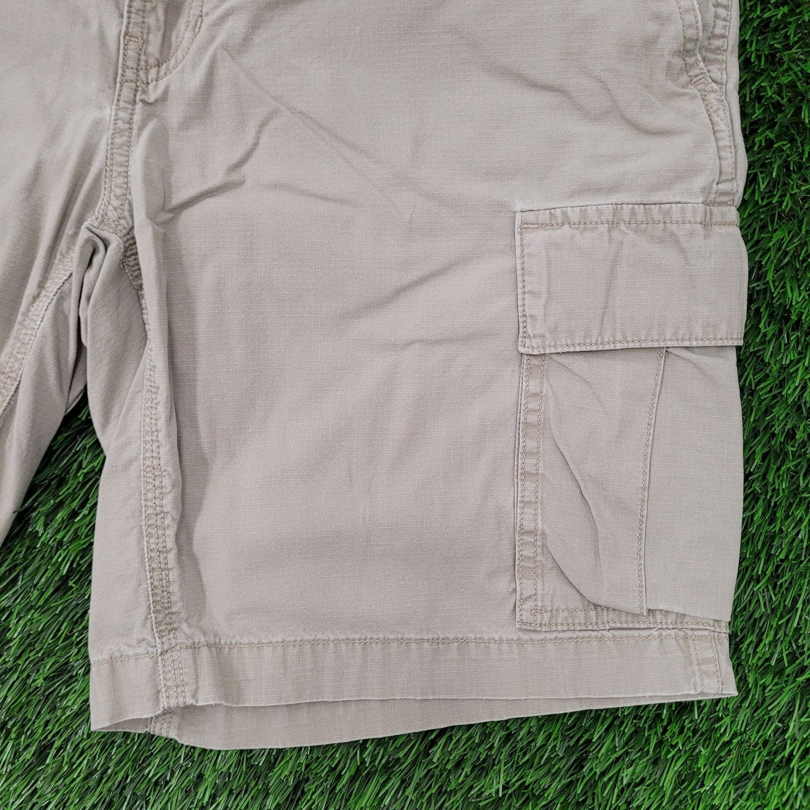 The North Face Vintage North-Face Cargo Shorts 36x9 Lined Khaki Beige Tan Size US 36 / EU 52 - 2 Thumbnail