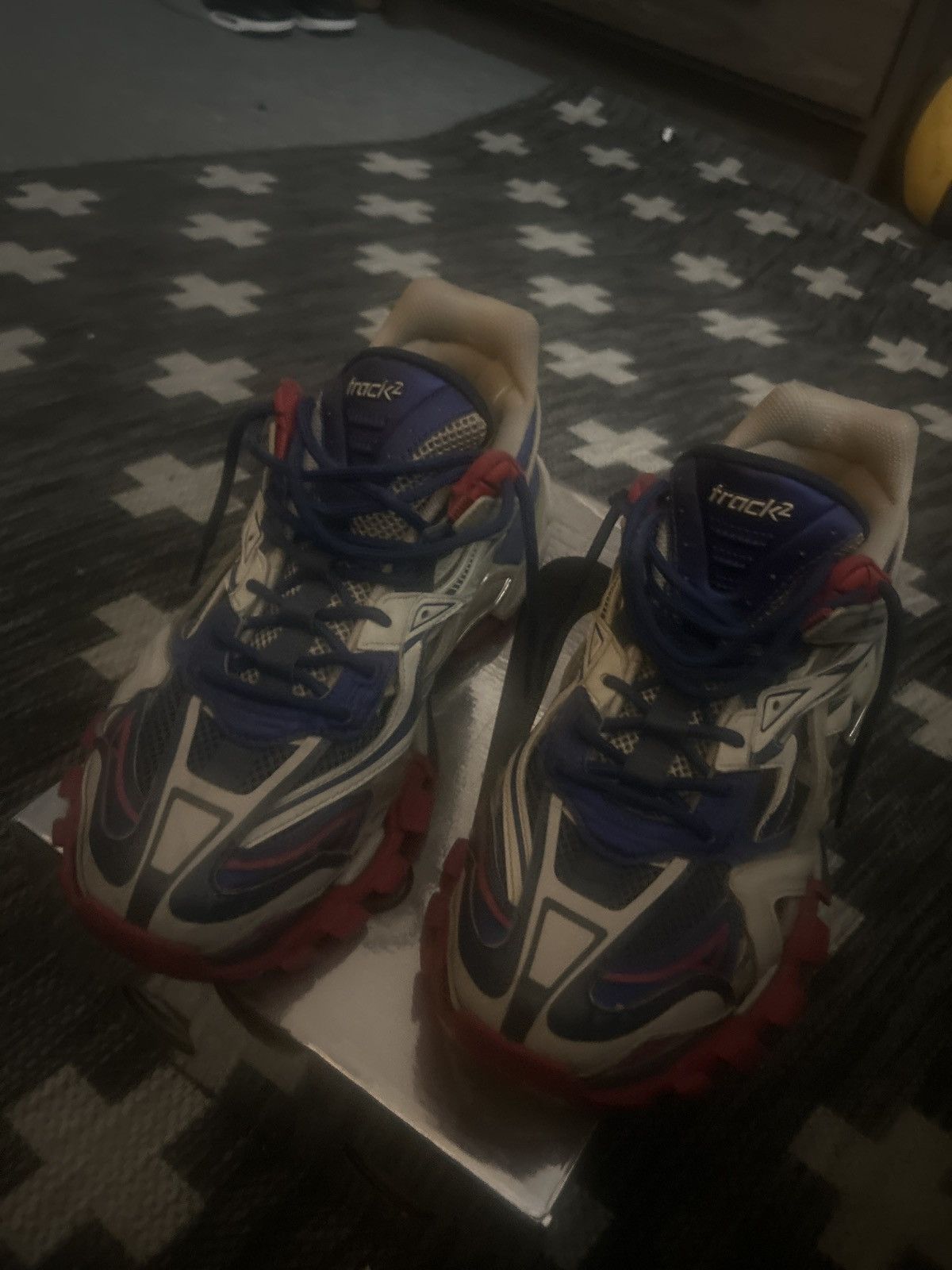 Balenciaga BALENCIAGA Size US 11 / EU 44 - 2 Thumbnail