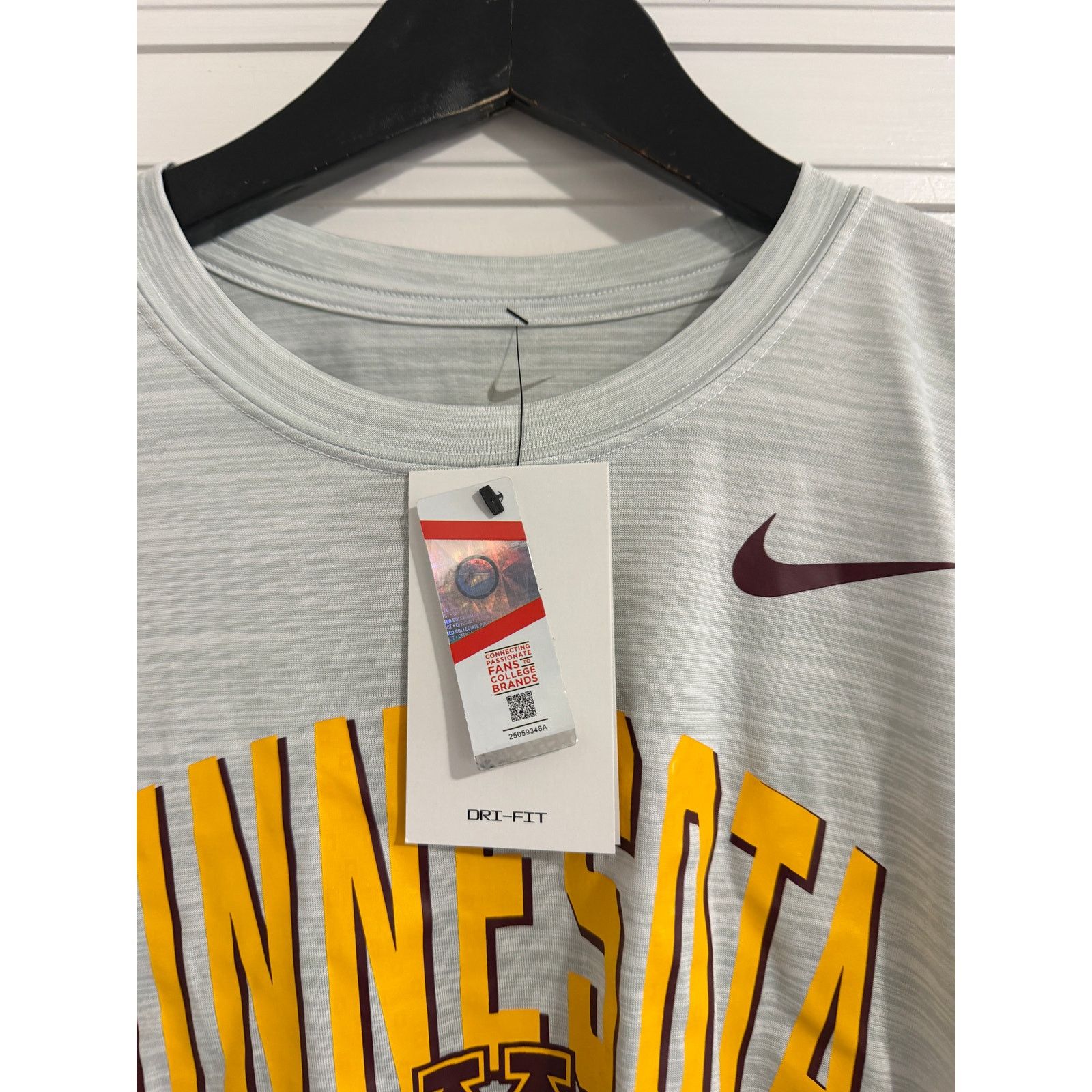 Nike NWT Minnesota Gophers Nike T-Shirt Men's Size Small Size US S / EU 44-46 / 1 - 4 Thumbnail
