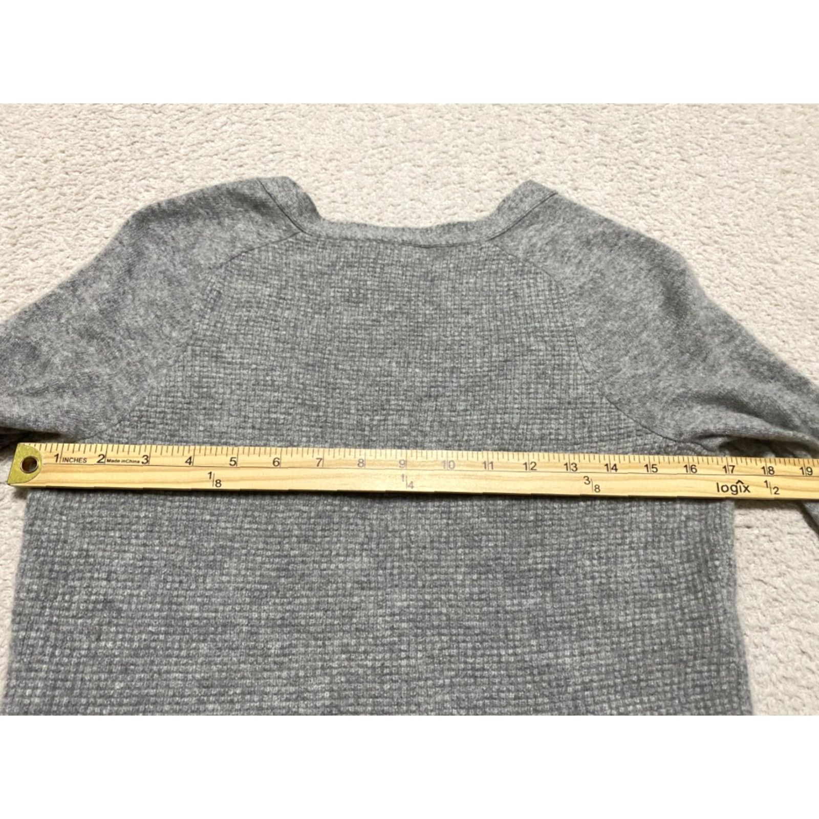J.Crew J.Crew Cardigan Sweater Women's Small Solid Gray 100% Cashmere V-Neck Button-Up | Knit Casual Size S / US 4 / IT 40 - 7 Thumbnail