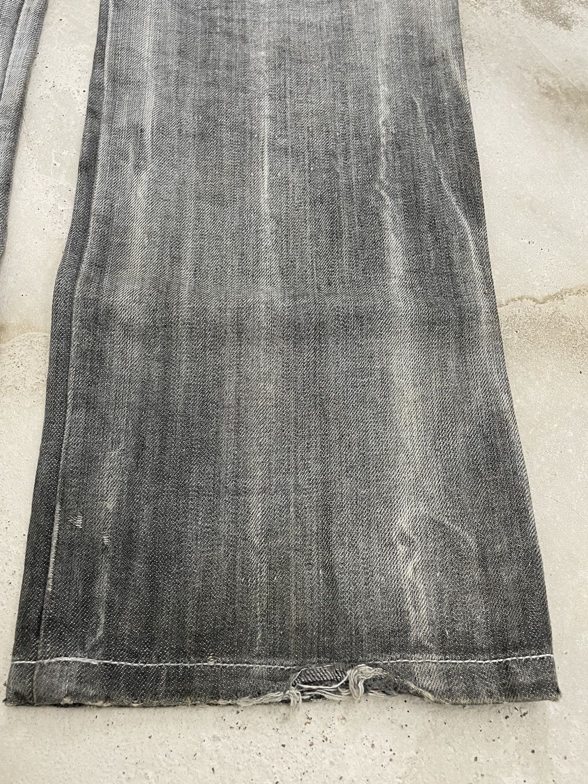 Japanese Brand TR2 Grey Bleach Whisker Semantic Design Denim Size US 30 / EU 46 - 16 Thumbnail