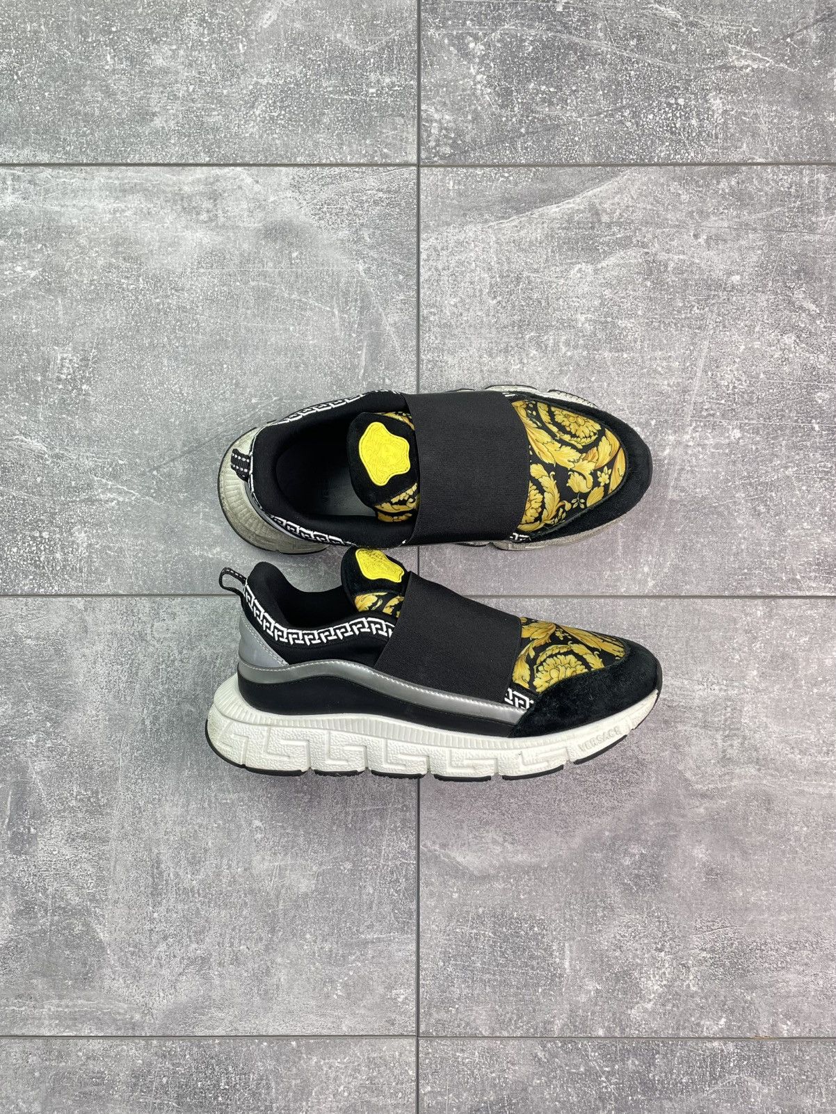 Versace Versace Sneakers Barocco Trigreca Trainers Size US 7 / IT 37 - 1 Thumbnail