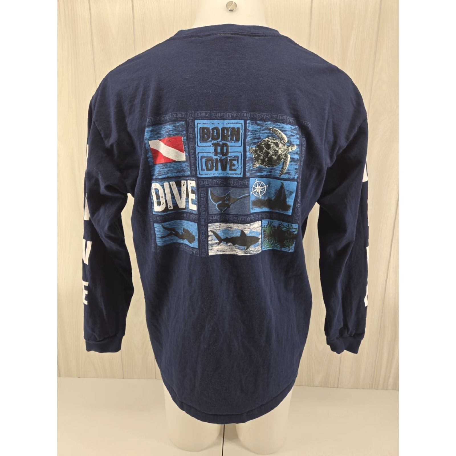 Vintage Yacht Club Dive Cancun Mexico Shirt XL Long Sleeve Blue Mens Size US XL / EU 56 / 4 - 2 Thumbnail