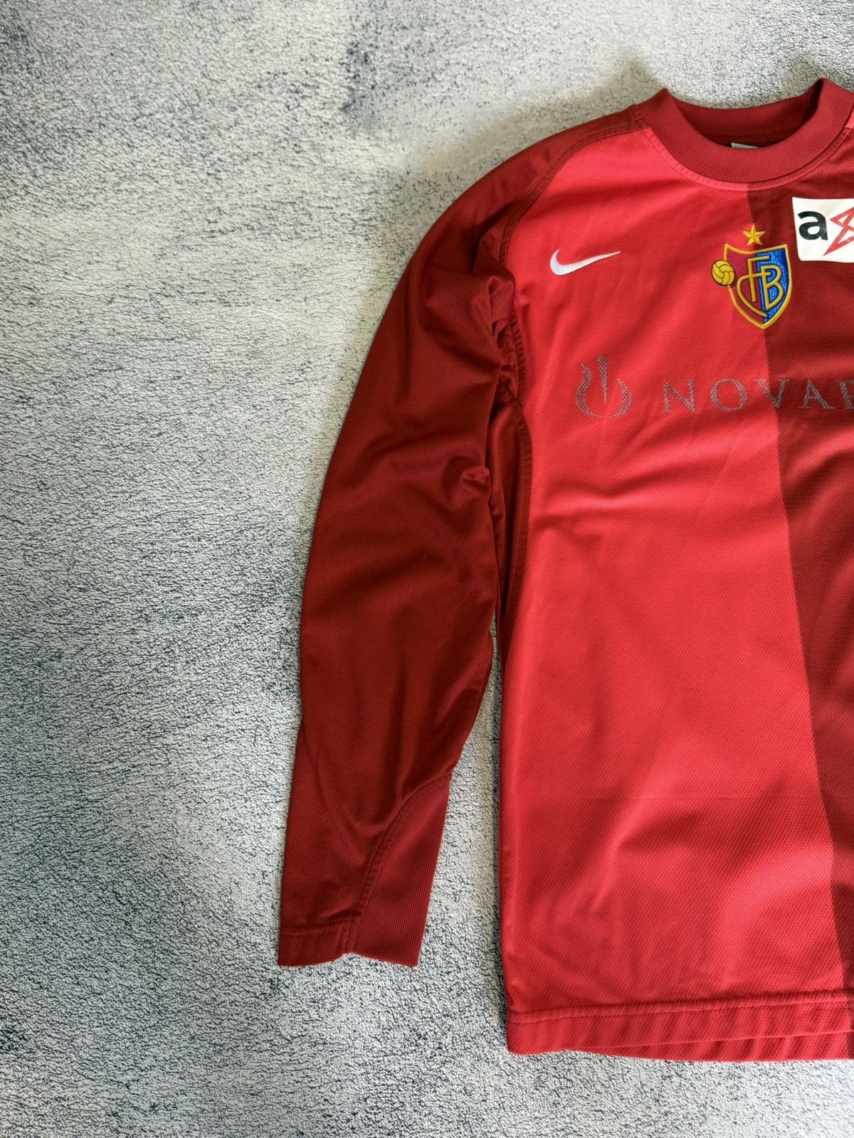 Nike VINTAGE FC BASEL 2005 GOALKEEPER SHIRT NIKE JERSEY NOVARTIS Size US S / EU 44-46 / 1 - 6 Thumbnail