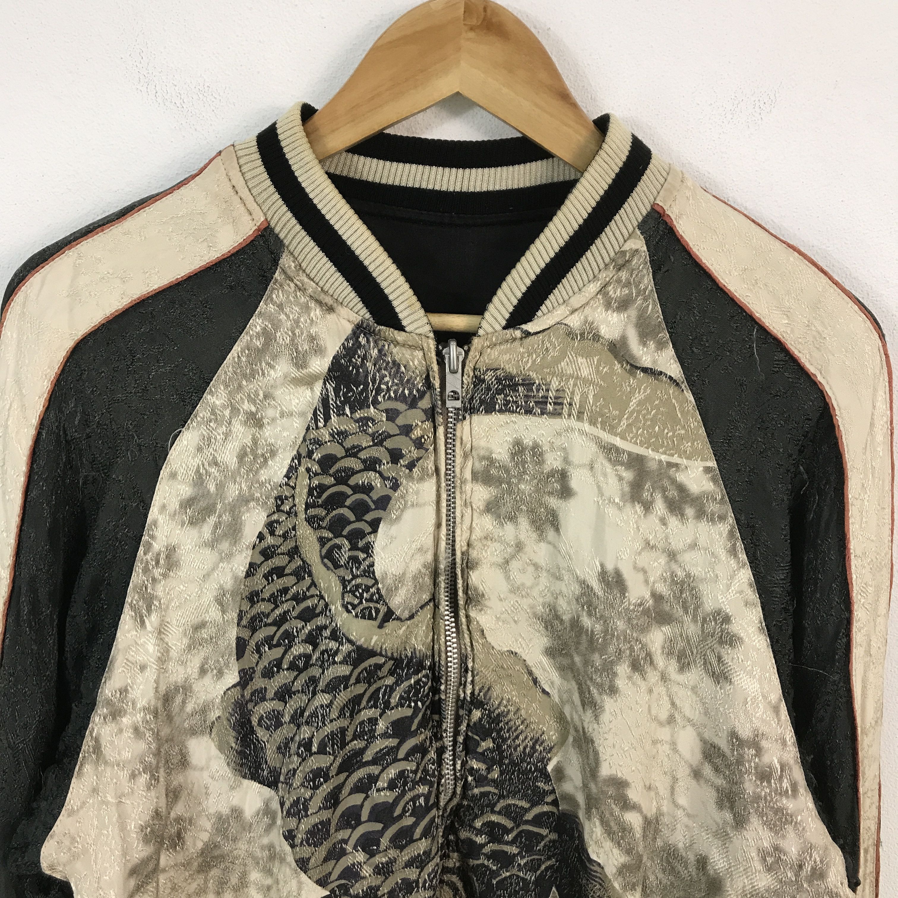 Japanese Brand Japanese brand Sukajan fish koi Japan design jacket Size US L / EU 52-54 / 3 - 3 Thumbnail