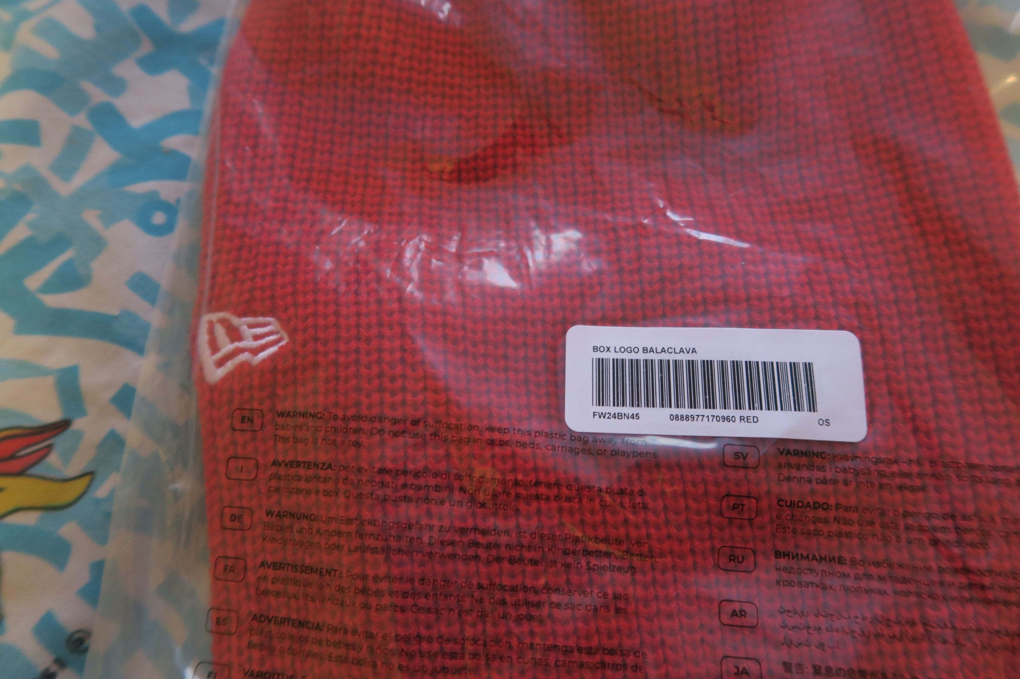New Era × Supreme Supreme New Era Box Logo Balaclava FW24 Red Size ONE SIZE - 5 Thumbnail