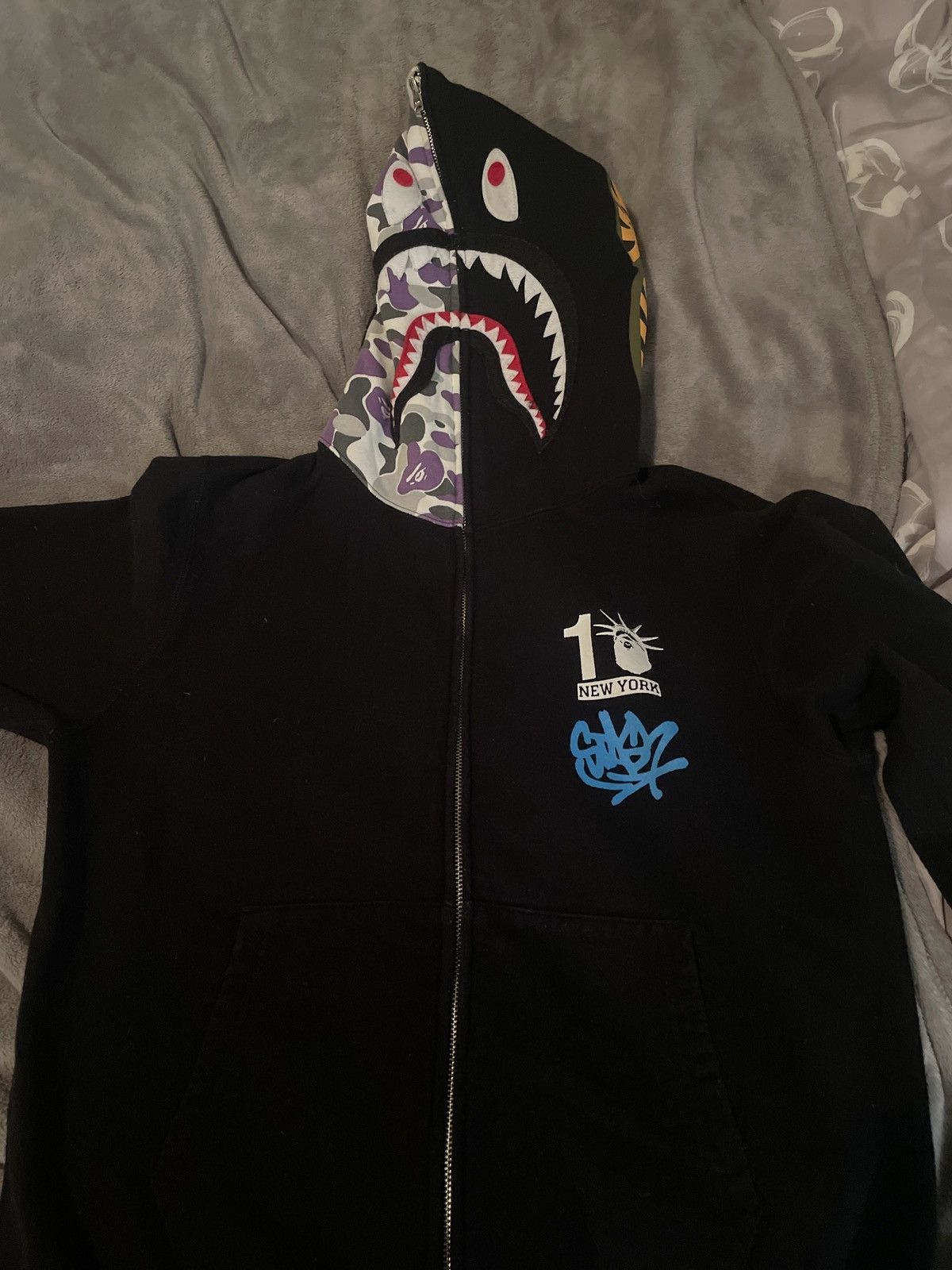 Bape 2015 stash × BAPE NYC Shark full zip Hoodie Black Size US L / EU 52-54 / 3 - 1 Thumbnail