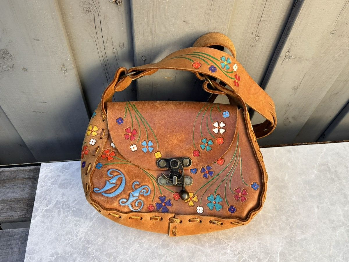 Cowboy Equipment 1970s Vintage Tooled Leather Bag Crossbody Messenger Purse Size ONE SIZE - 12 Thumbnail