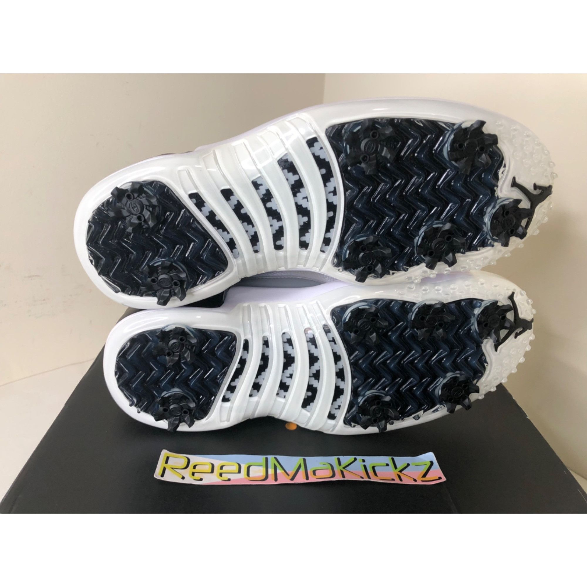 Jordan Brand Jordan 12 Low Golf Spike Playoffs mens 9us Size US 9 / EU 42 - 5 Thumbnail