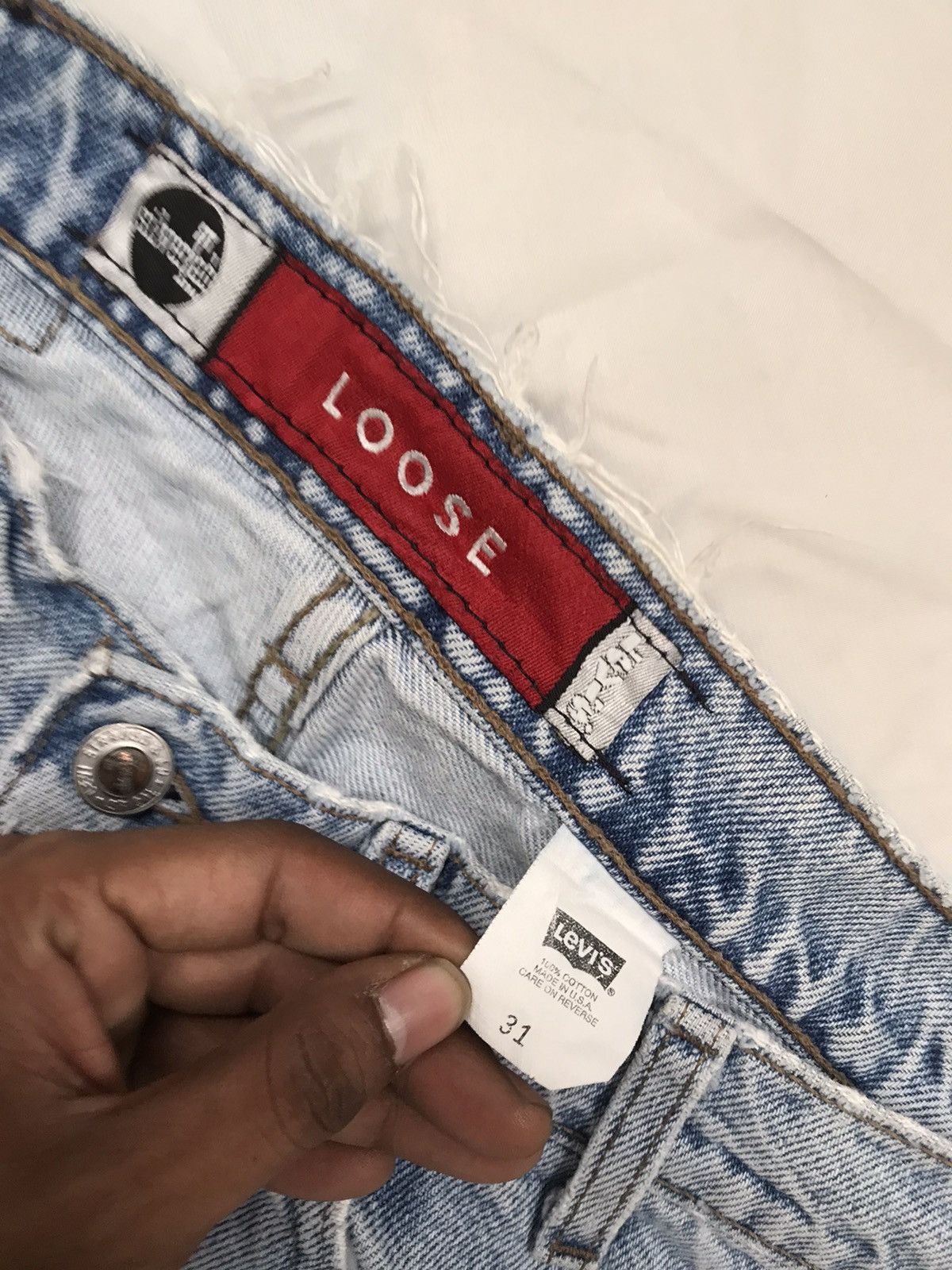 Levi's × Vintage Vintage Levi’s silver tab loose fit denim jort Size US 30 / EU 46 - 4 Thumbnail
