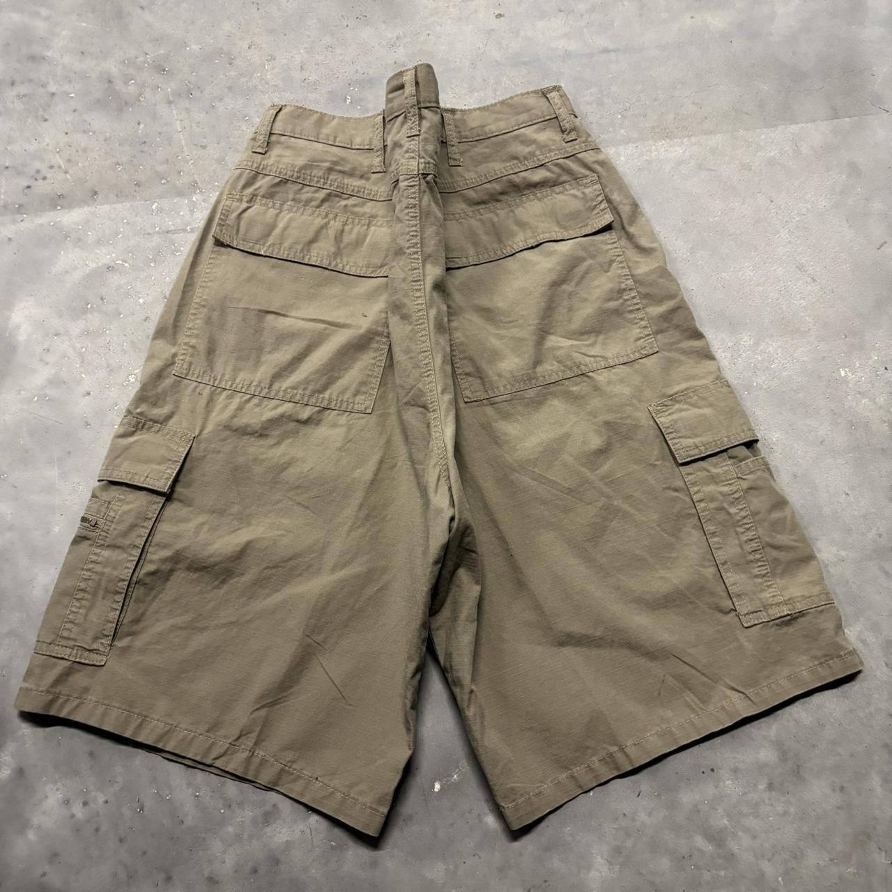 Japanese Brand × Vintage Crazy Vintage Y2K/2000s Baggy Khaki Earth Tone Skater Style Cargo Shorts! Size US 36 / EU 52 - 5 Thumbnail