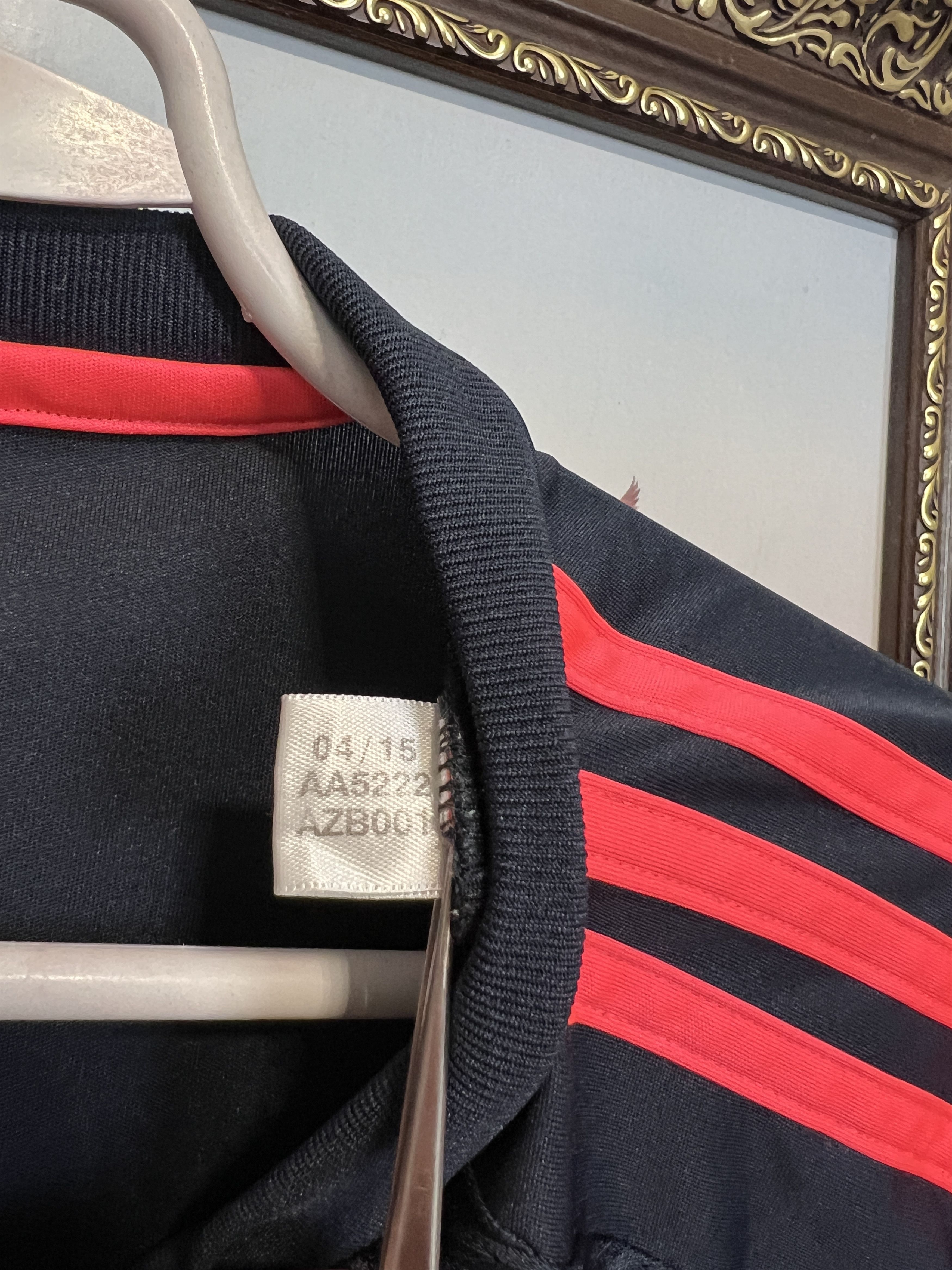 Adidas Bayern Munich Shirt football shirt 2015 Soccer Adidas Jersey Size US M / EU 48-50 / 2 - 7 Thumbnail
