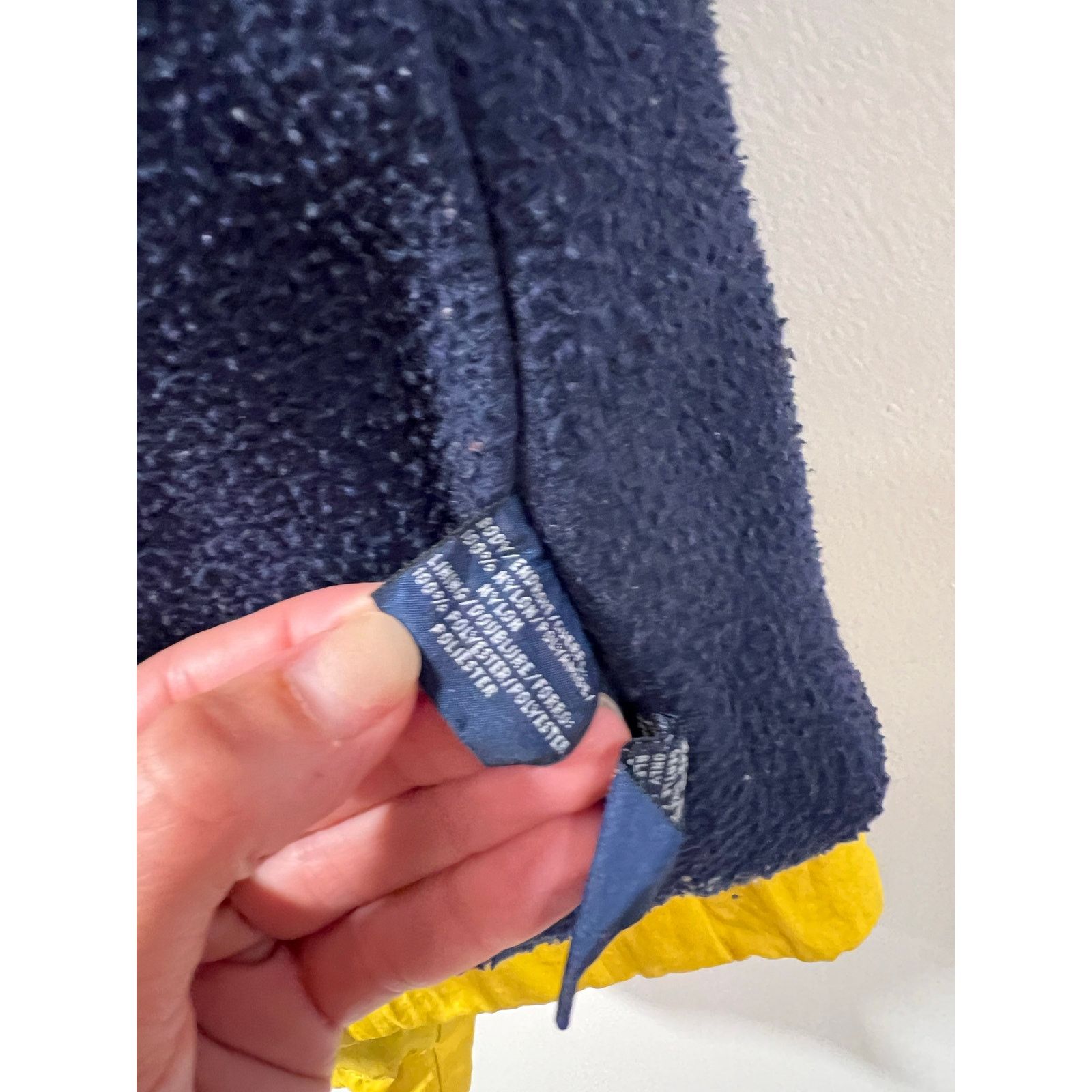 Tommy Hilfiger Vintage Tommy Hilfiger Fleece Lined Winter Coat Yellow Hood Size US L / EU 52-54 / 3 - 9 Thumbnail